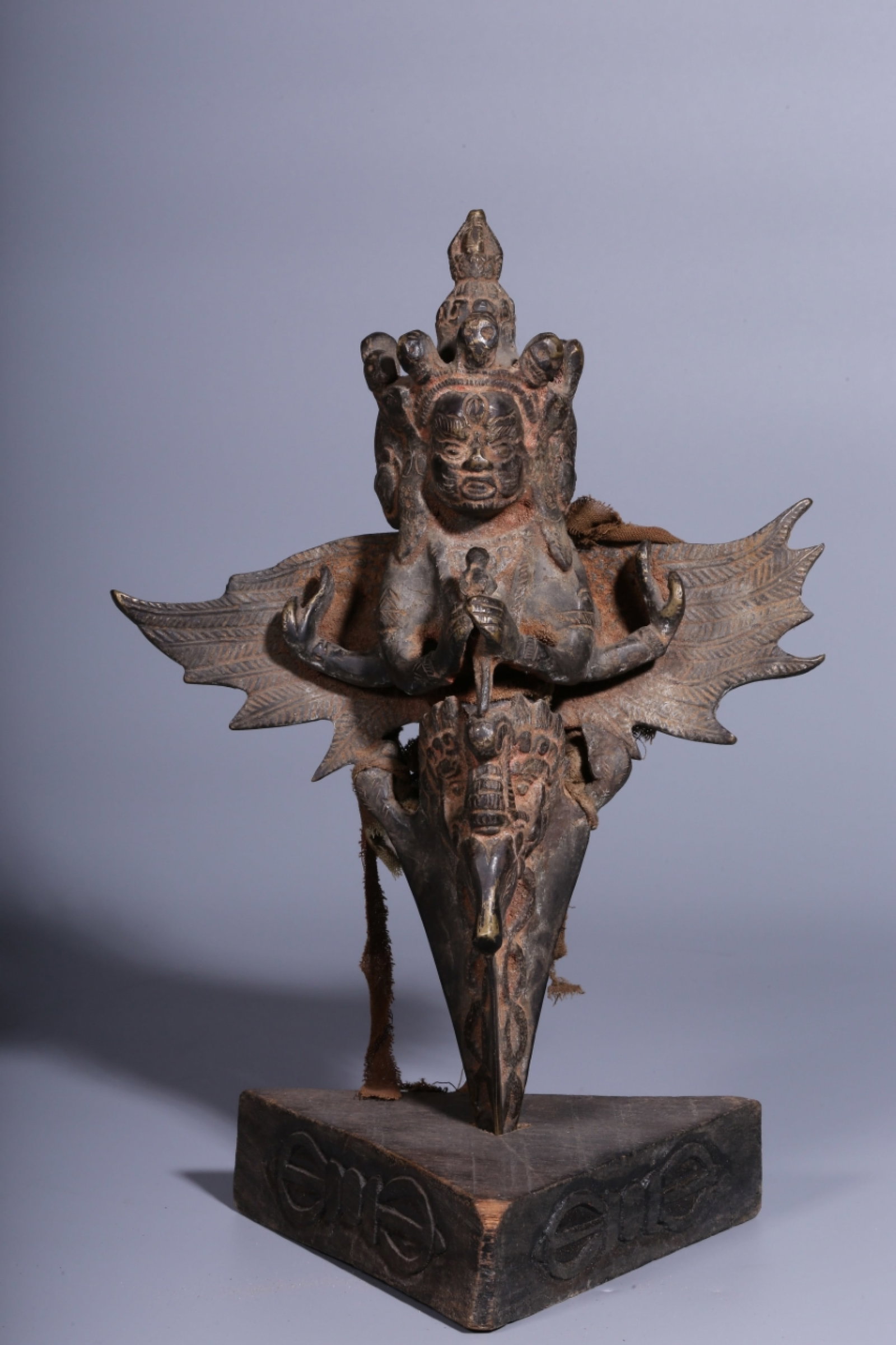 A Rare Iron Vajry Pestle: A Rare Iron Vajry Pestle,Qing Dynasty, China 铁金刚杵,中国清代
