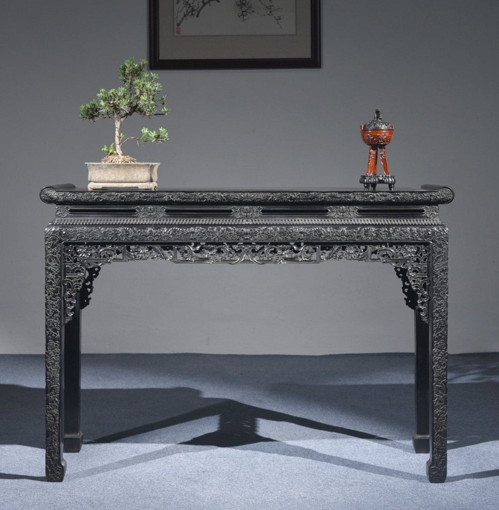 An Exquisite Zitanwood Lotus Pattern Long Table: An Exquisite Zitanwood Lotus Pattern Long Table ,Qing Dynasty, China,Size:54.3inx16.5inx34.6in 紫檀木缠枝莲纹条案
