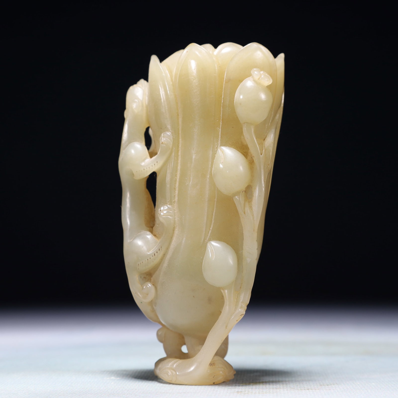 An Exquisite White Jade Dragon Pattern Cup - 5