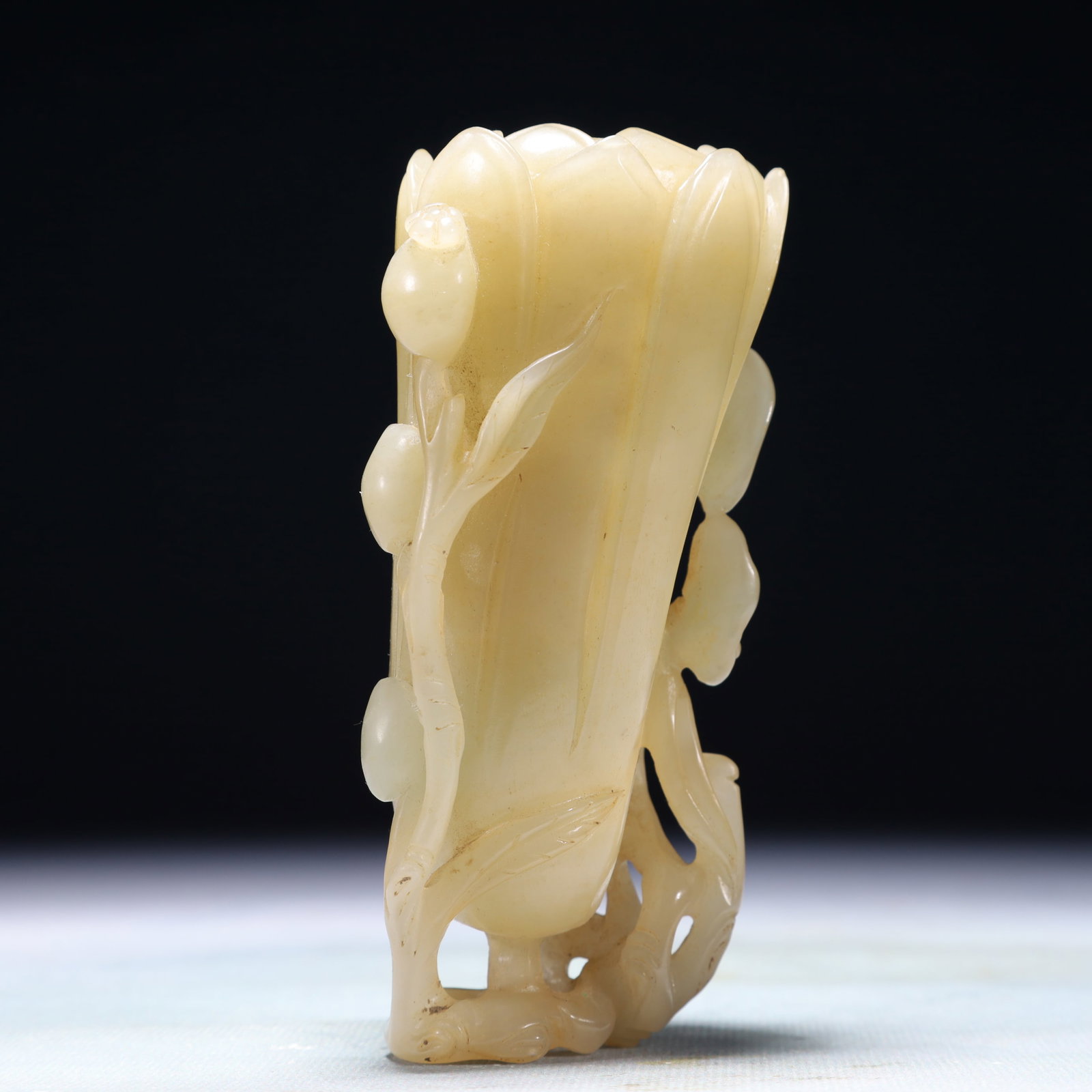 An Exquisite White Jade Dragon Pattern Cup - 6