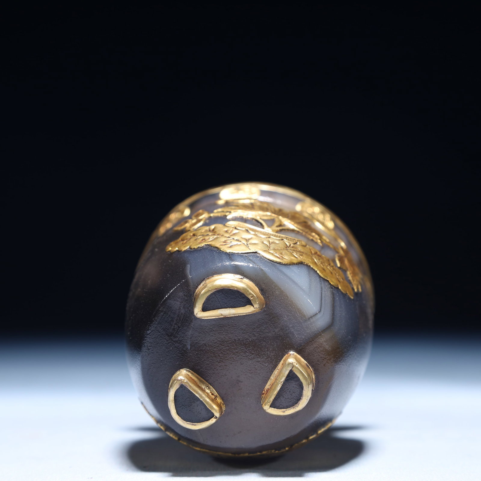 An Exquisite Agate Cover with Gold Flower Pattern Jar - 6