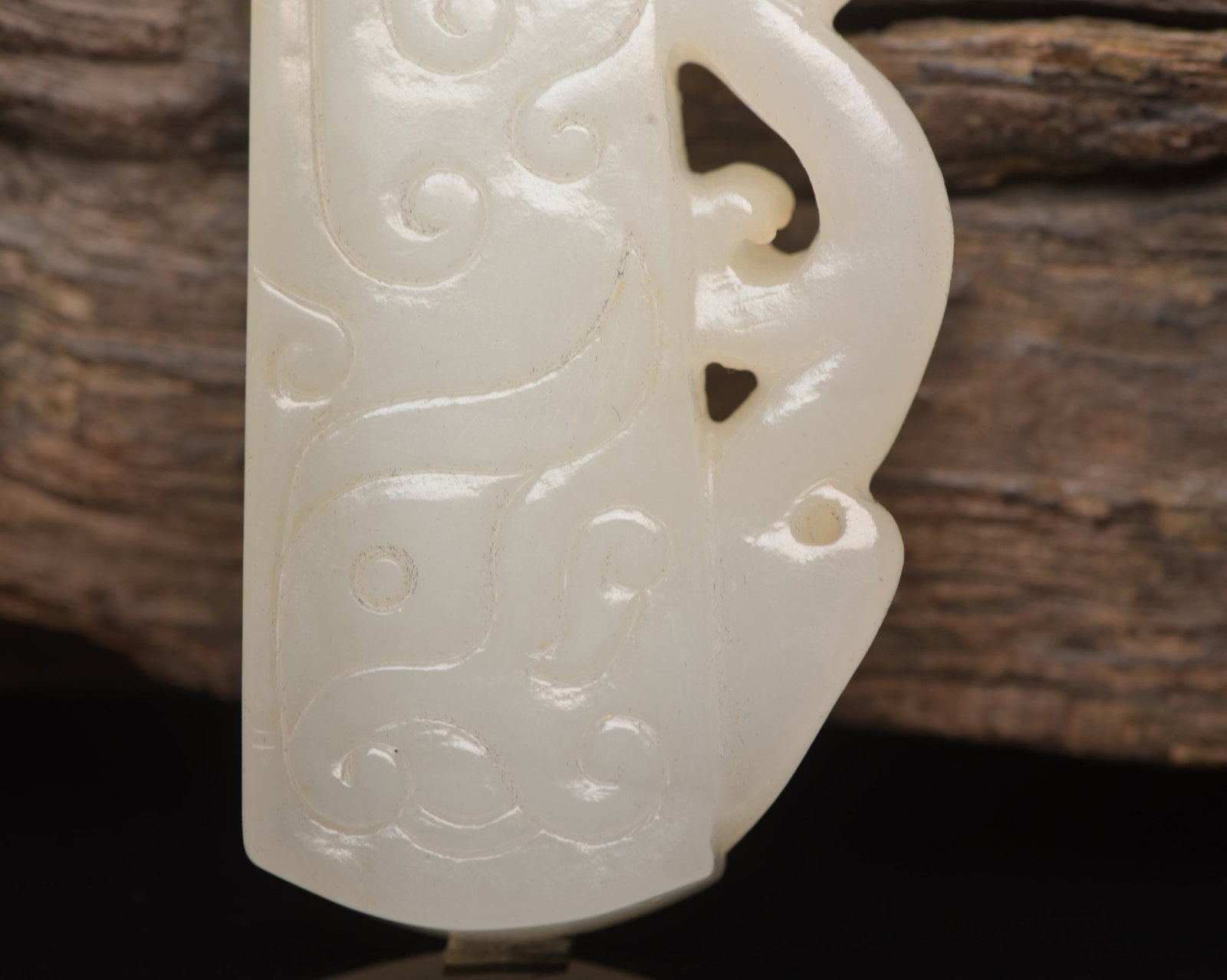 An Exquisite White Jade Phoenix Pattern Pendant - 9