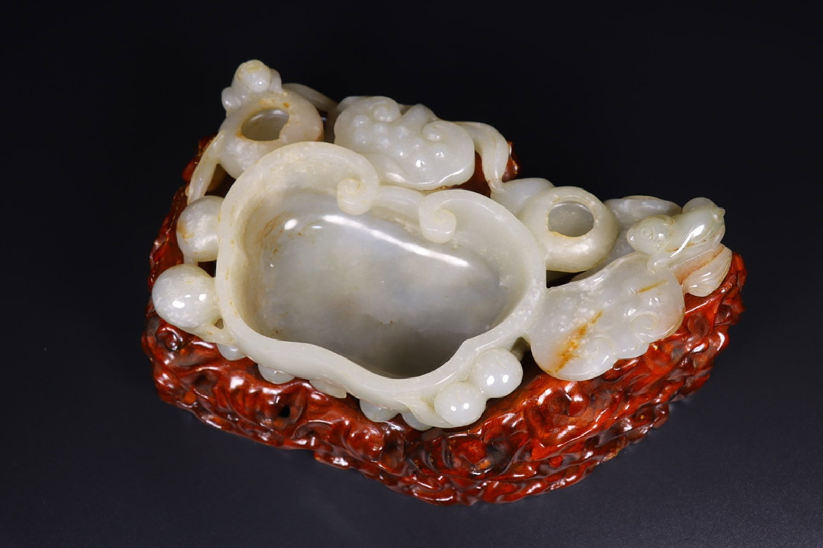 An Exquisite White Jade Washer - 4