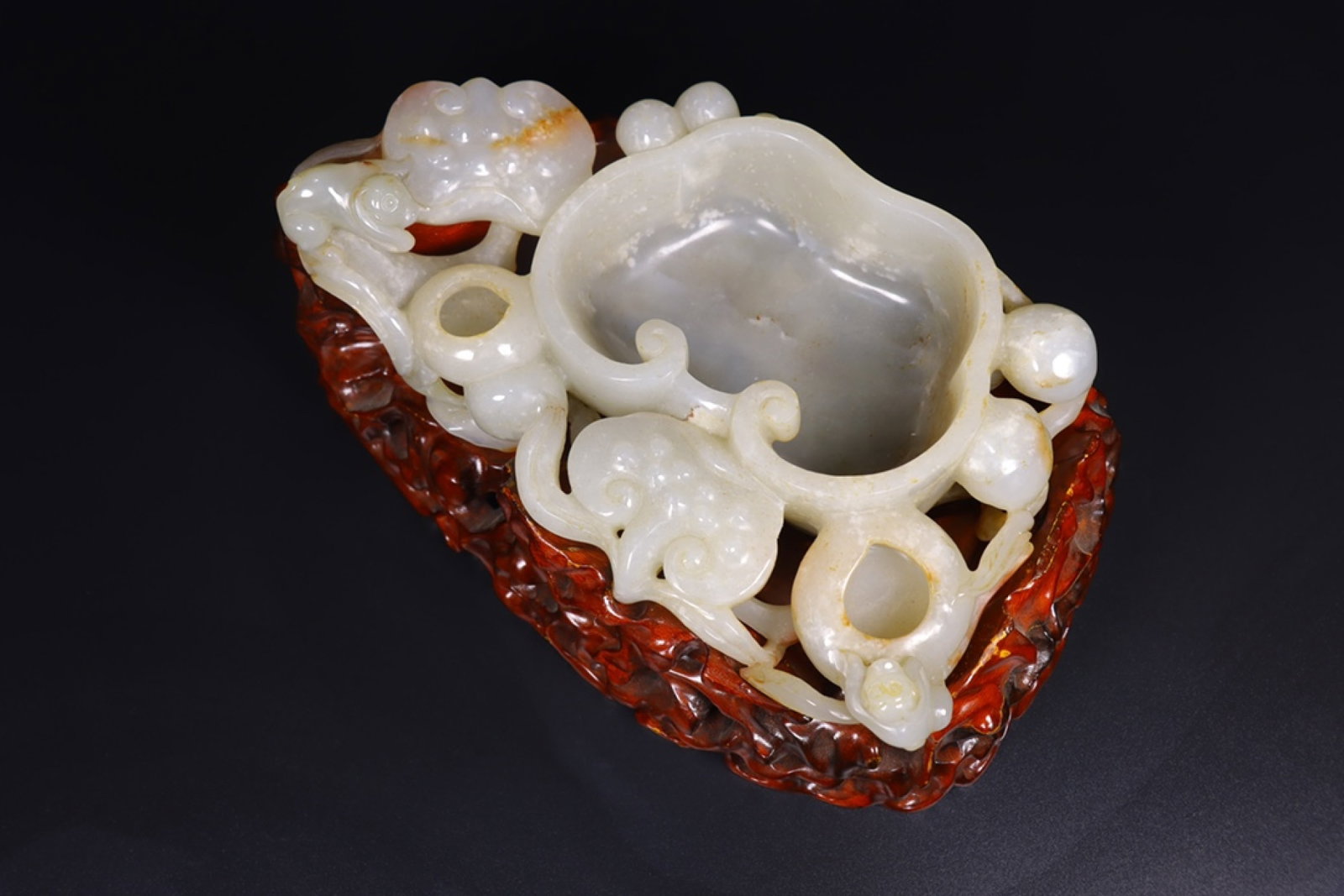 An Exquisite White Jade Washer - 5