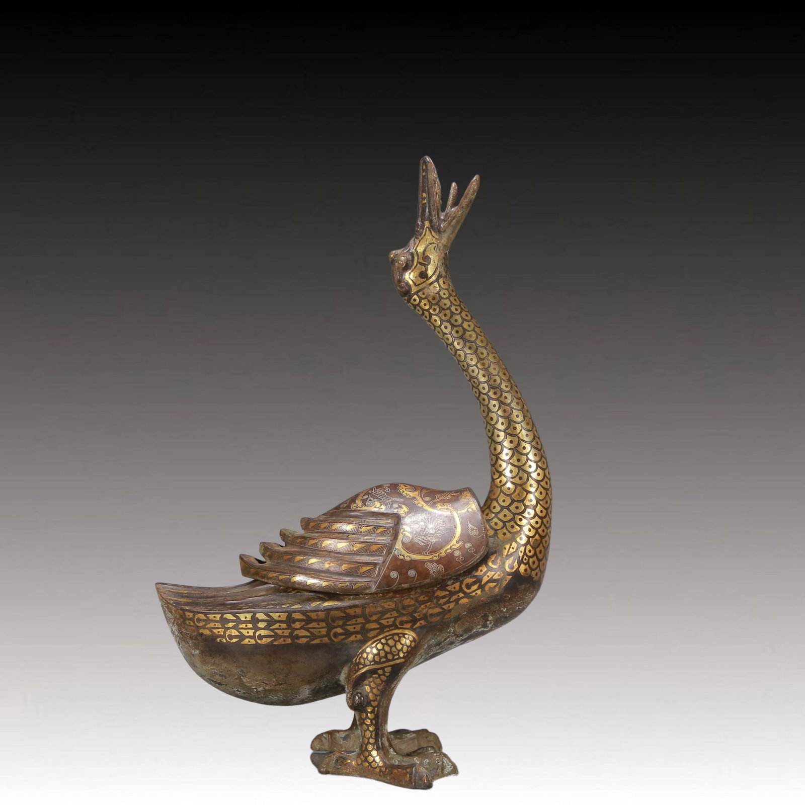 A Exquisite Gold and Silver-Inlaid Bronze Vase-Form Censer: A Exquisite Gold and Silver-Inlaid Bronze Vase-Form Censer Ancient Time, China ,Size:9.4inx4.3inx14.6in Weight:2250g 铜错金银鸭香炉