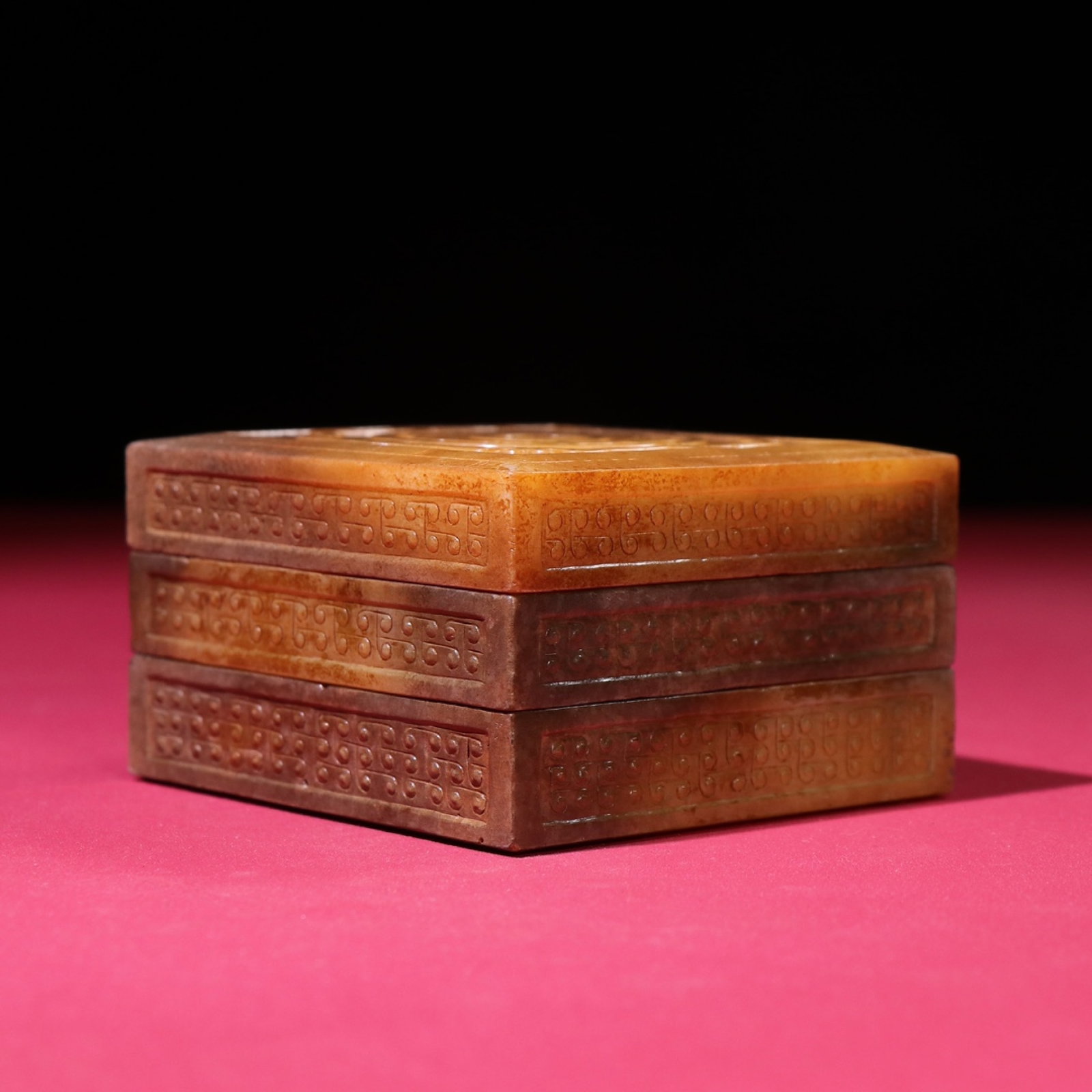 An Exquisite White Jade Flower Pattern Box - 2