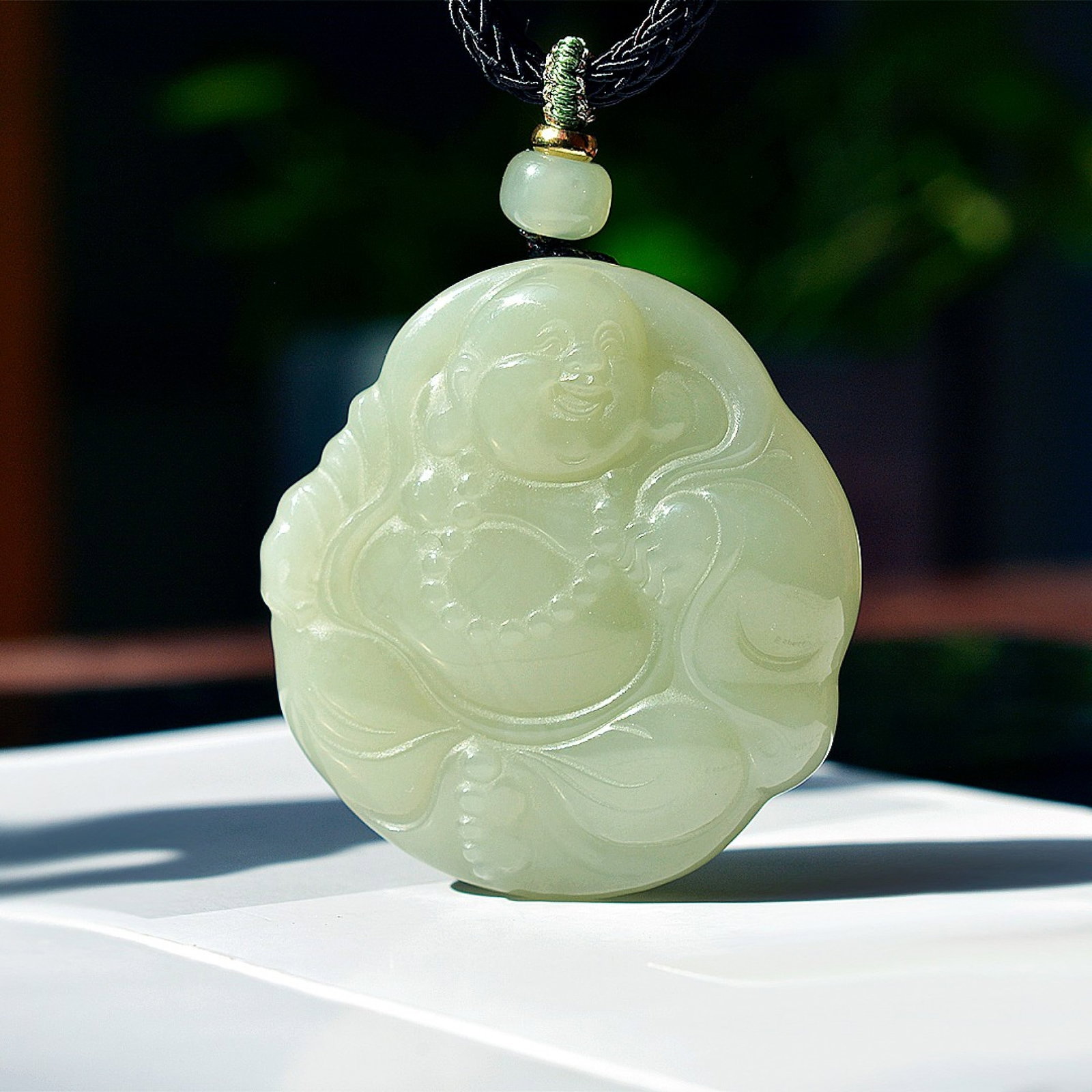 An Exquisite Greenish Jade Buddha Statue Pendant: An Exquisite Greenish Jade Buddha Statue Pendant,Size:1.7inx1.9in 青玉佛像挂件