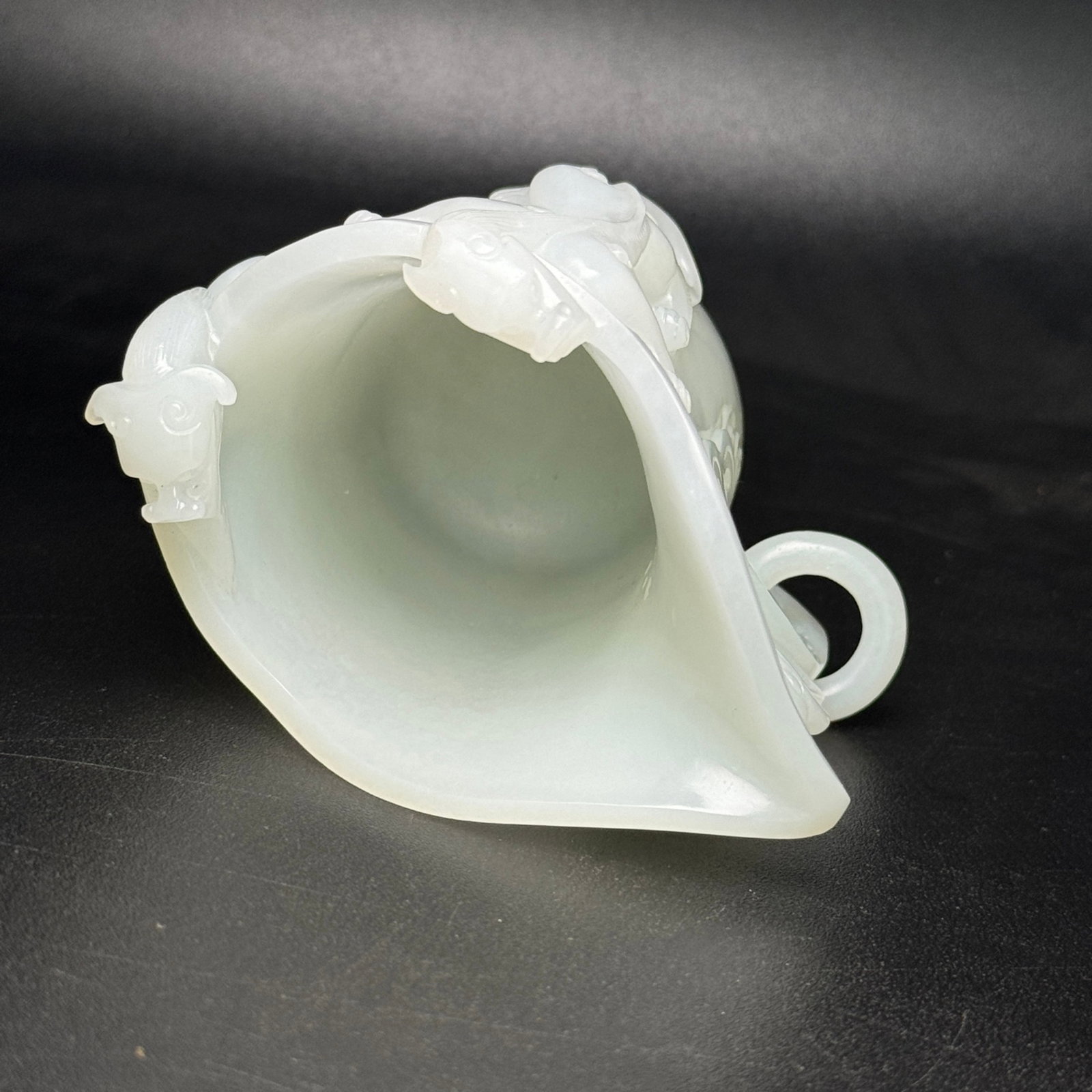 An Exquisite White Jade Dragon Pattern Cup - 6