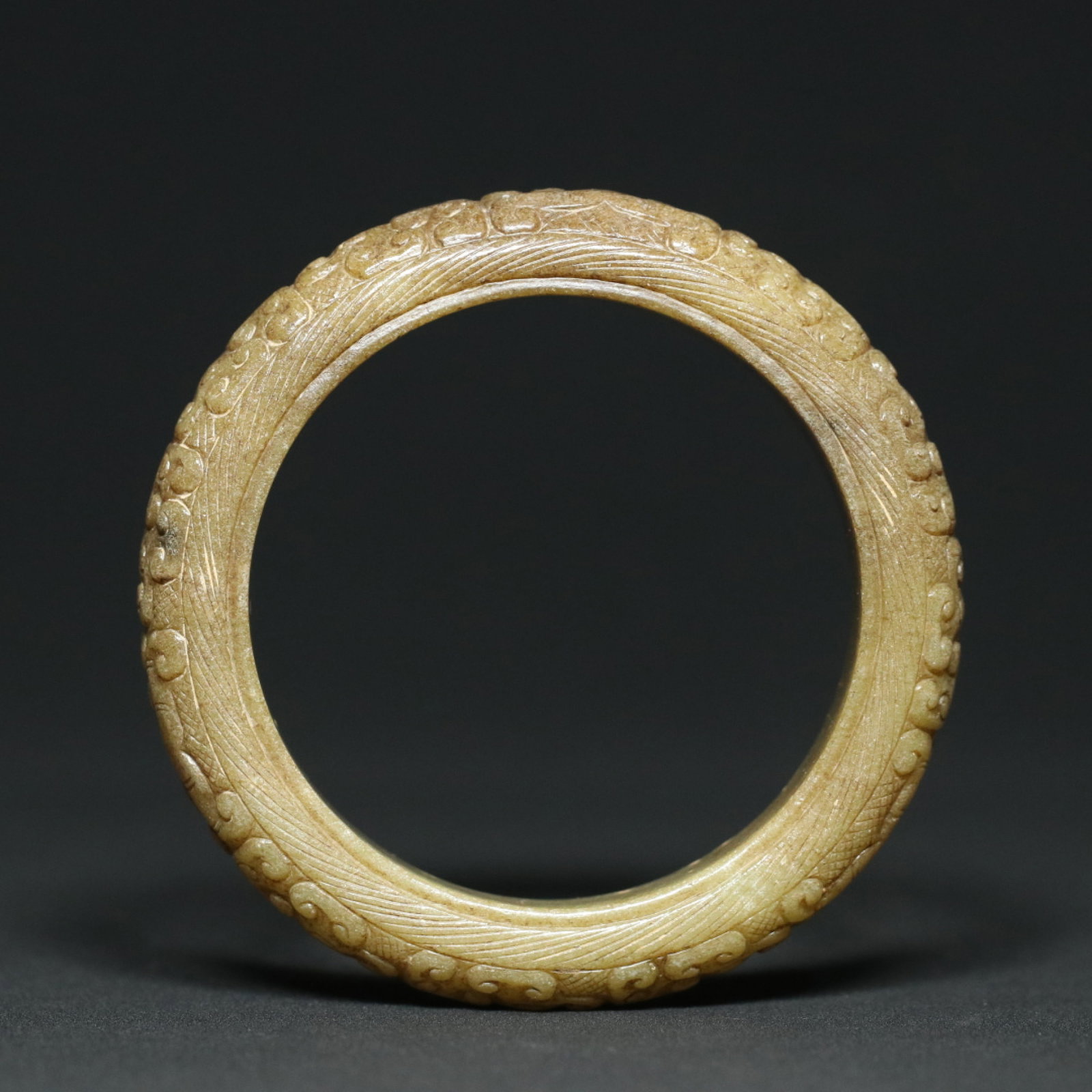 An Exquisite White Jade Ruyi Beast-Face Pattern Bracelets - 2