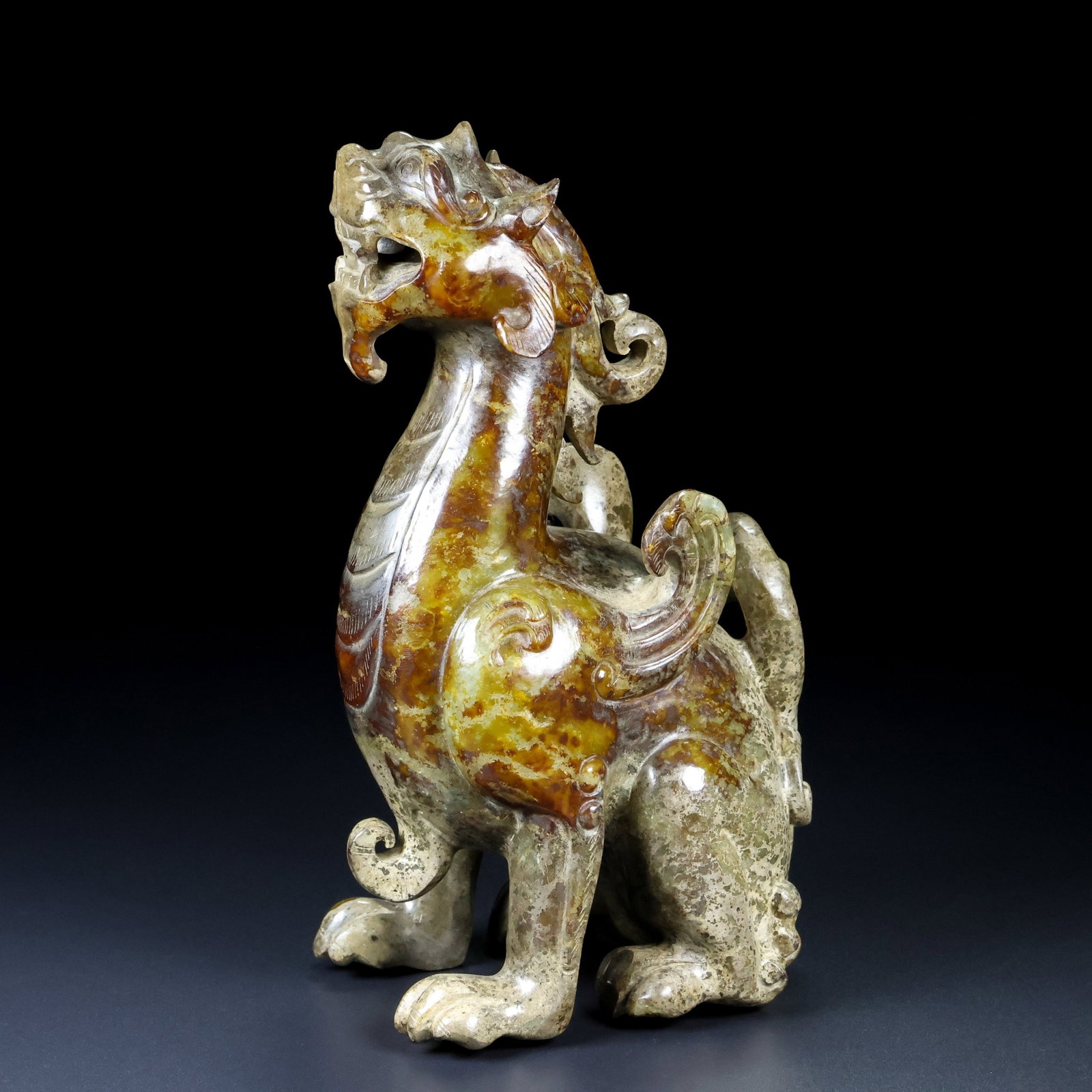 An Exquisite Archaic Jade Auspicious Beast Ornament: An Exquisite Archaic Jade Auspicious Beast Ornament,Ancient Time,China,Size:5.1inx7.9inx3.5in,Weight:1697g