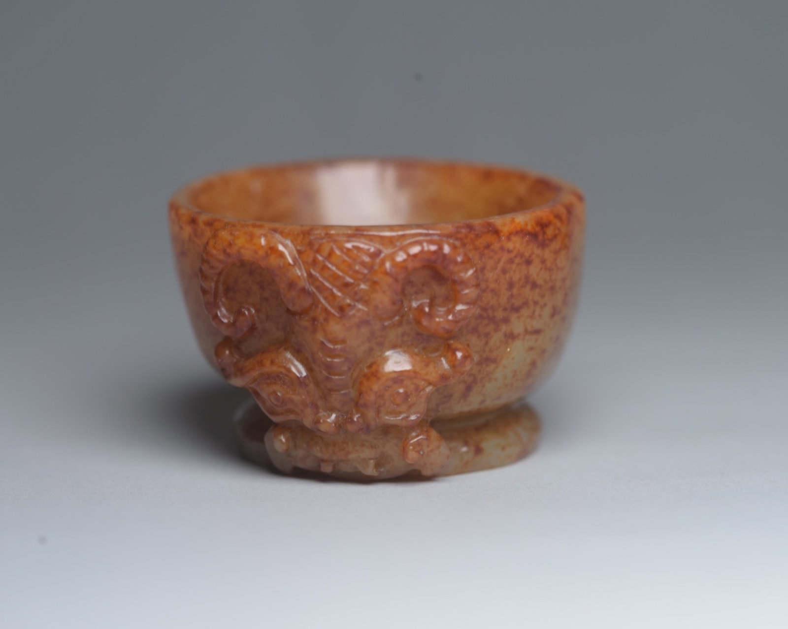 An Exquisite White Jade Sheep Pattern Cup - 4