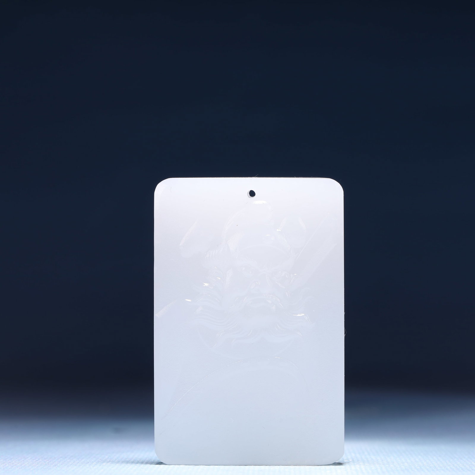 An Exquisite White Jade Figure Pattern Pendant: An Exquisite White Jade Figure Pattern Pendant,Size:1.6inx0.4inx2.4in,Weight:52g 白玉人物纹牌