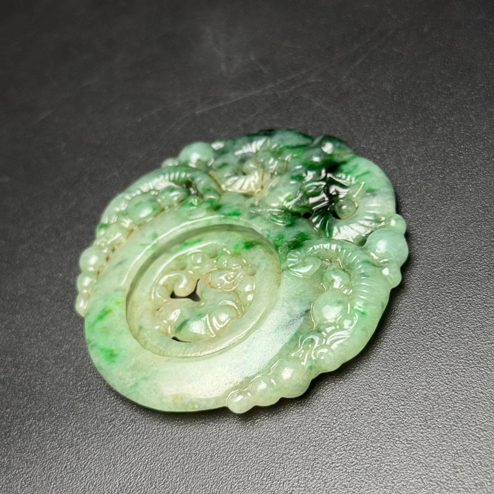 An Exquisite Jadeite Sheep Pattern Pendant - 5