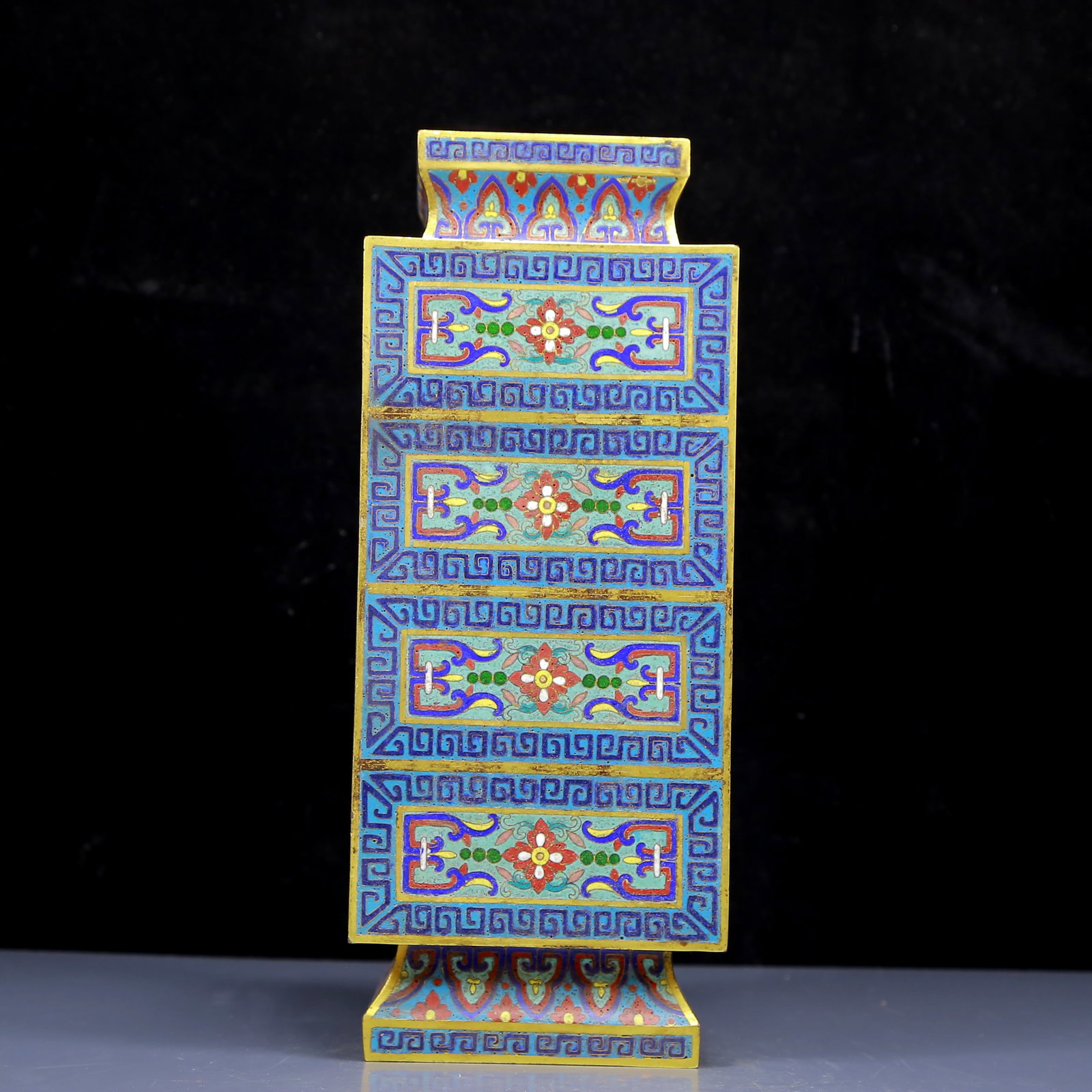 A Rare Cloisonne Flower Pattern Vase (1 of 9)