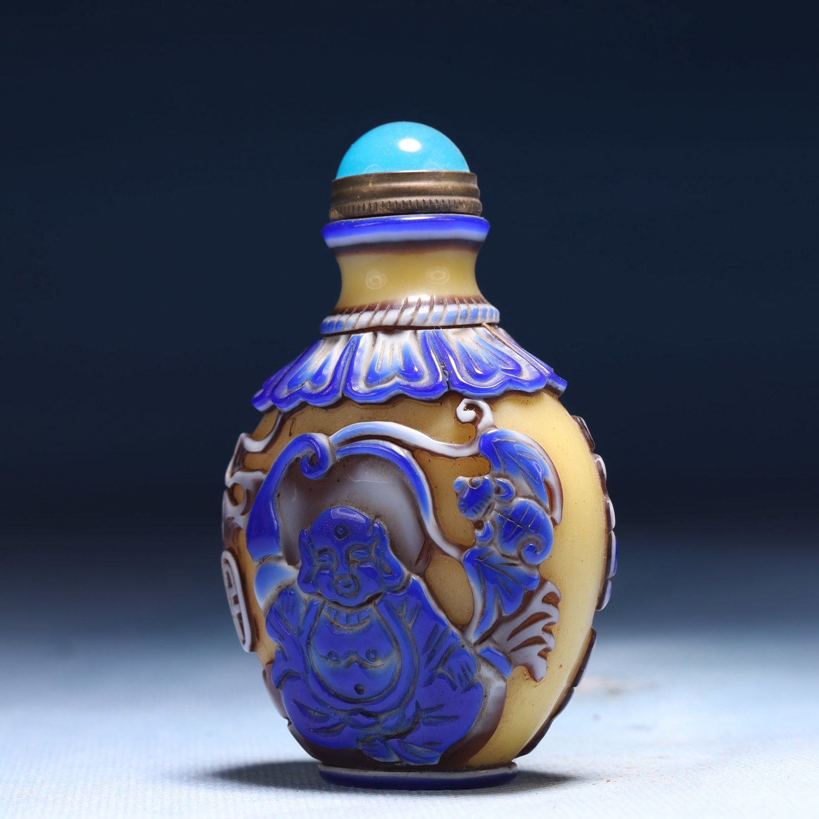 An Exquisite Glass Figure Pattern Snuff Bottle - 2
