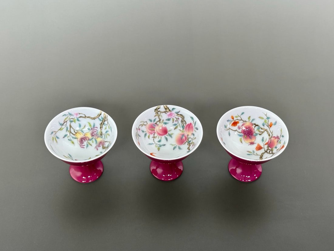 A Set of Fine Ruby Red-Glazed Enamel Fruit Pattern Stem Cups - 3