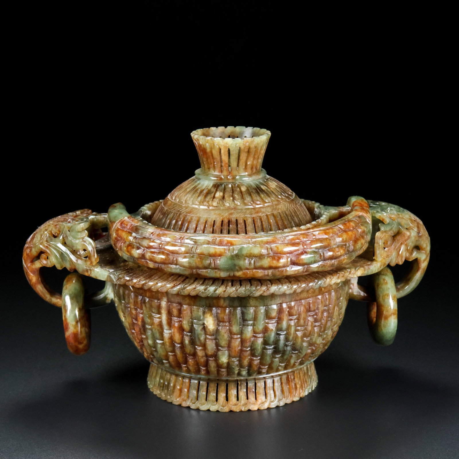 An Exquisite Archaic Jade Double-Ears Censer: An Exquisite Archaic Jade Double-Ears Censer,Ancient Time,China,Size:7.1inx8.7inx6.3in,Weight:861g