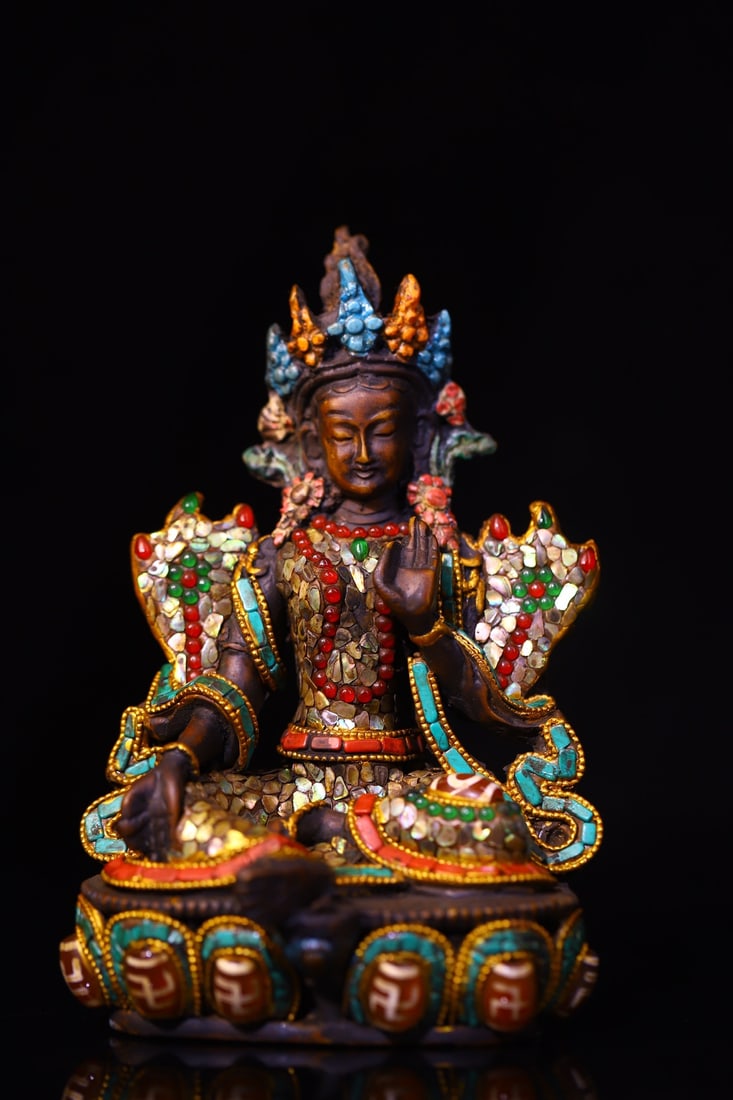An Exquisite Yak Bone Cloisonne Inlaid Dzi Bead and Gems Statue of Tara: An Exquisite Yak Bone Cloisonne Inlaid Dzi Bead and Gems Statue of Tara,Qing Dynasty,China,Size:5.9inx3.9in,Weight:458g 牦牛骨掐丝嵌天珠和宝