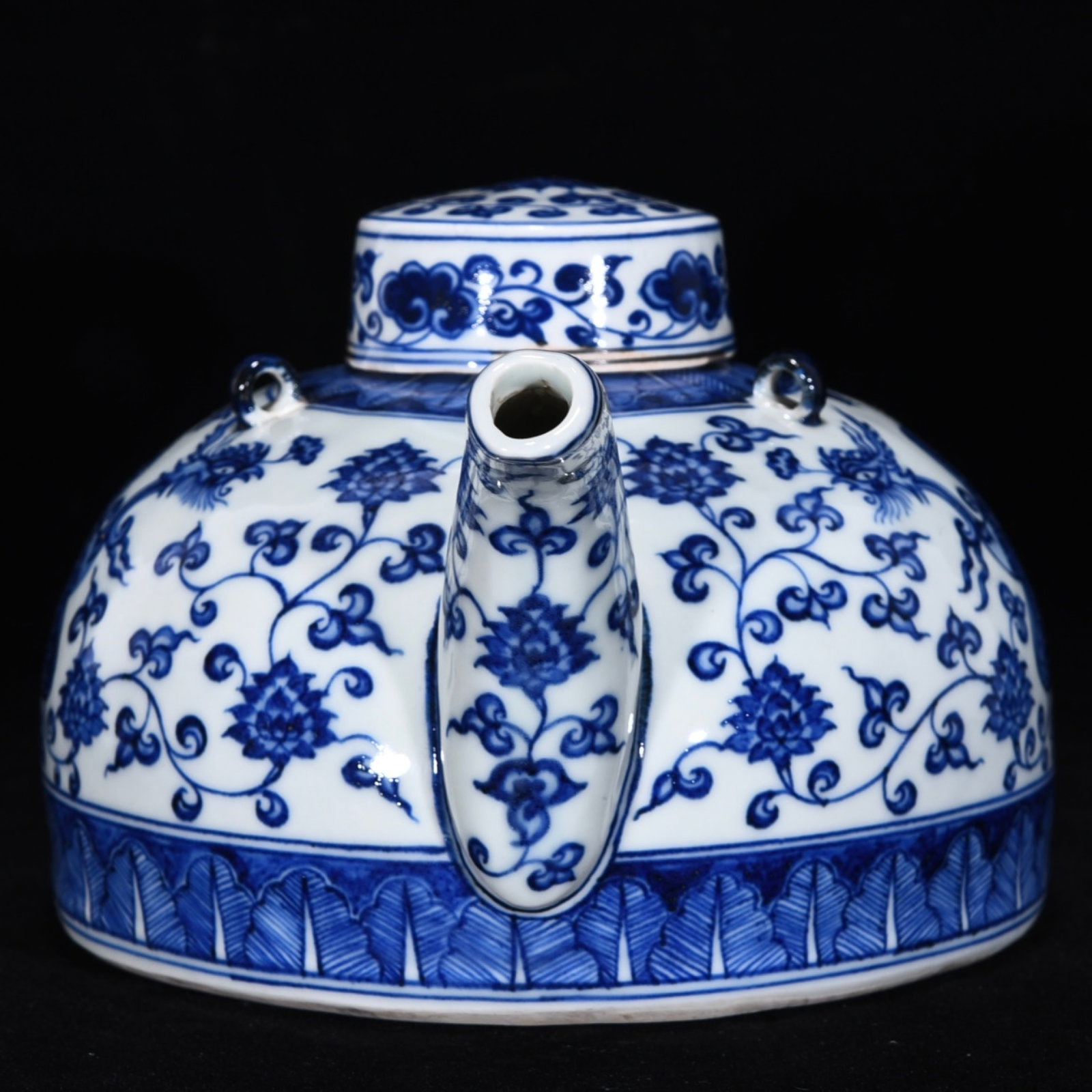A Rare Blue and White Phoenix Pattern Ewer - 2