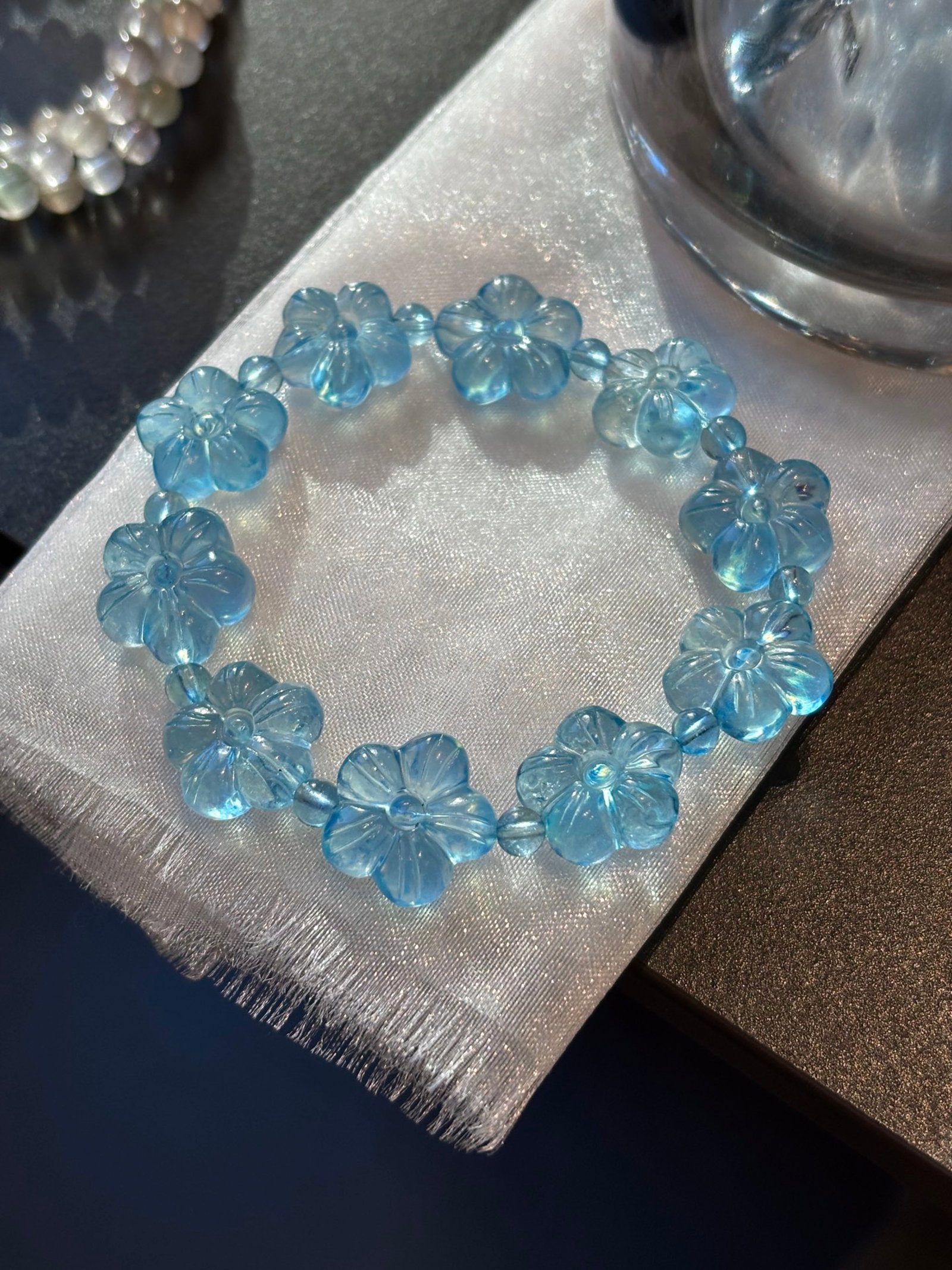 An Exquisite Aquamarine Bracelet: An Exquisite Aquamarine Bracelet,Size:0.6in,Weight:22.4g 海蓝宝手链