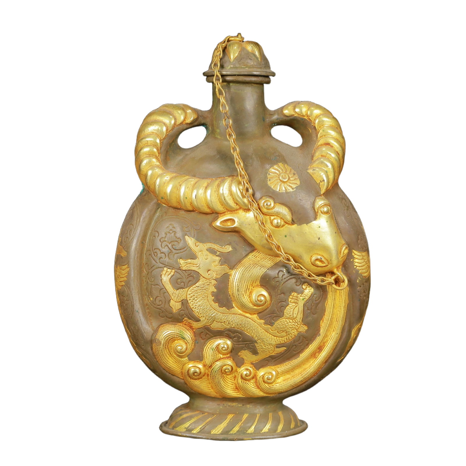 An Exquisite Gilt Silver Dragon and Phoenix Pattern Double-Ears Pot: An Exquisite Gilt Silver Dragon and Phoenix Pattern Double-Ears Pot,Tang Dynasty,China,Zhenguan Four-Character Mark,Size:4.3inx2inx6.3in,Weight:500g