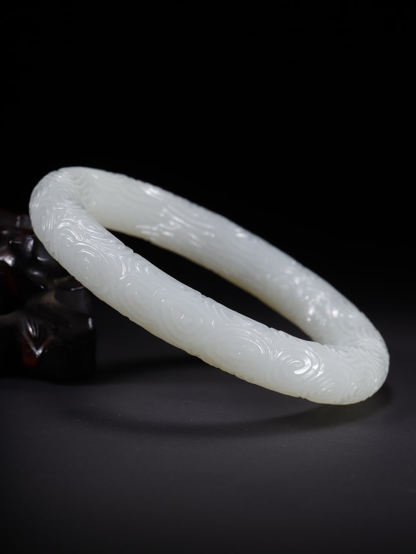 An Exquisite White Jade Auspicious Cloud Pattern Bracelets - 8