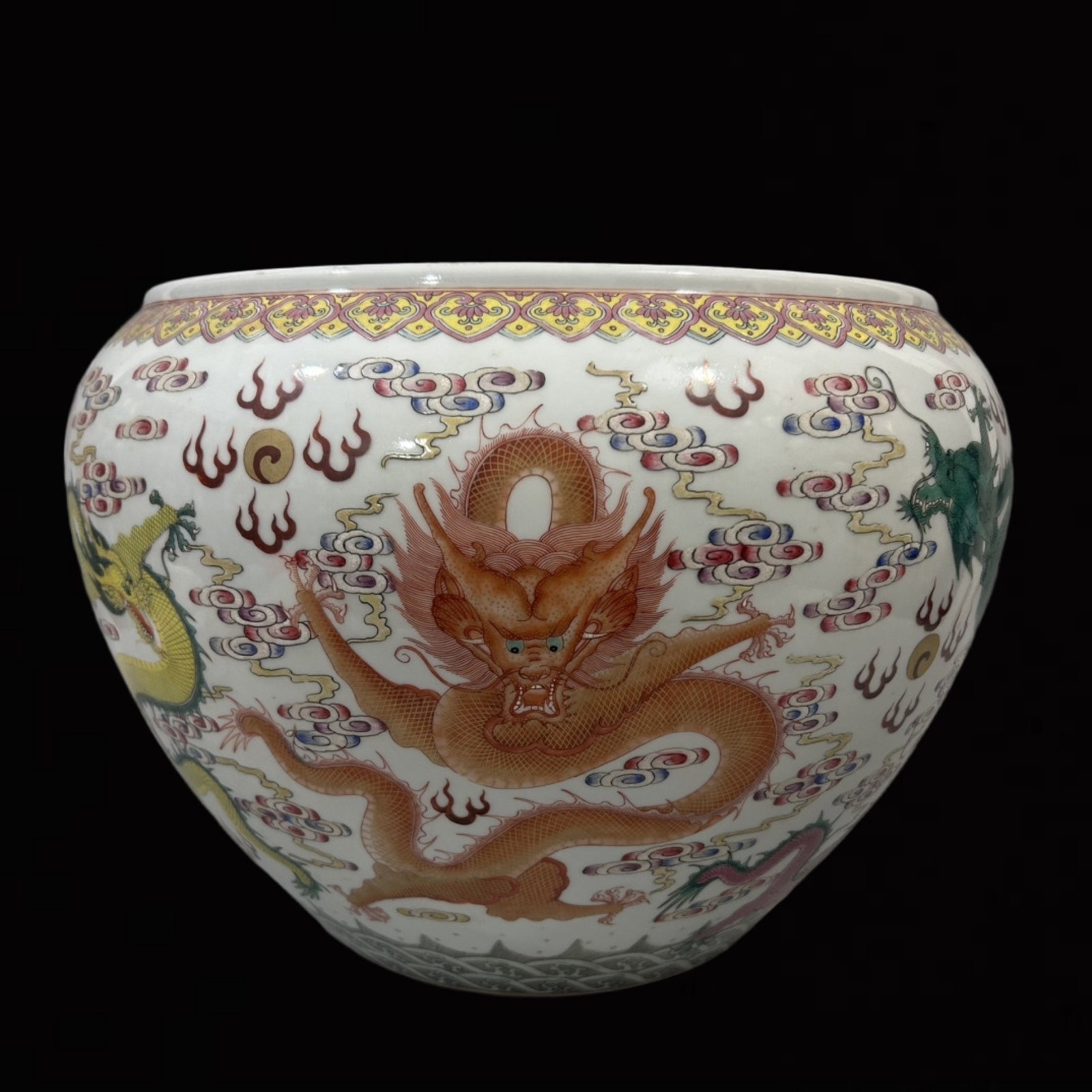 An Exquisite Famille-Rose Auspicious Cloud and Dragon Pattern Brush Washer (1 of 7)