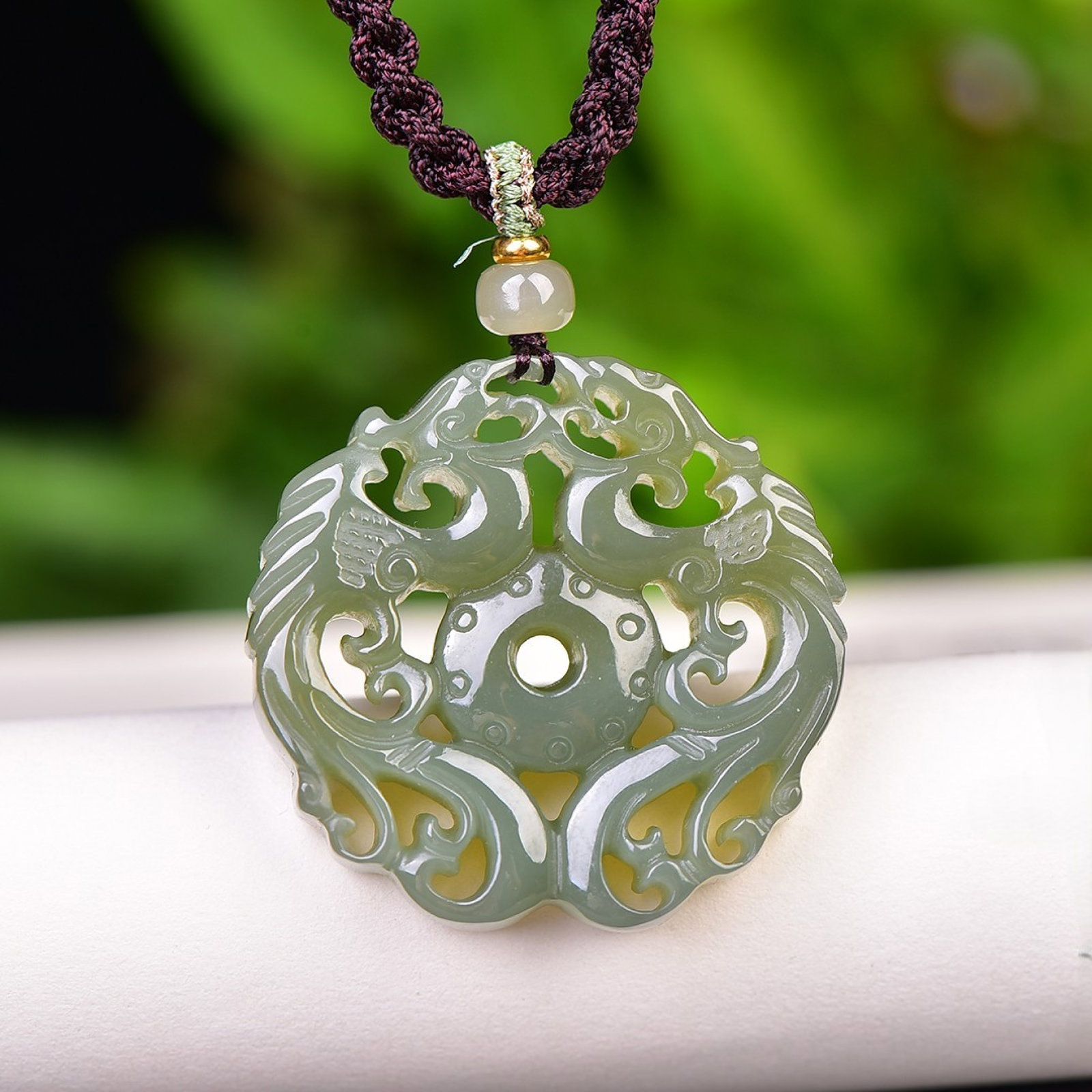 An Exquisite Greenish Jade Phoenix Pattern Pendant: An Exquisite Greenish Jade Phoenix Pattern Pendant,Size:1.9inx1.9in 青玉凤纹挂件