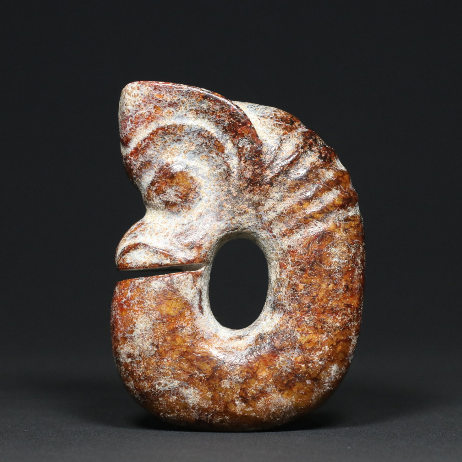 An Exquisite Archaic Jade Pendant: An Exquisite Archaic Jade Pendant,Ancient Time,China,Size:4.3inx3.2inx1.1in,Weight:439.8g 高古玉挂件,中国远古时期