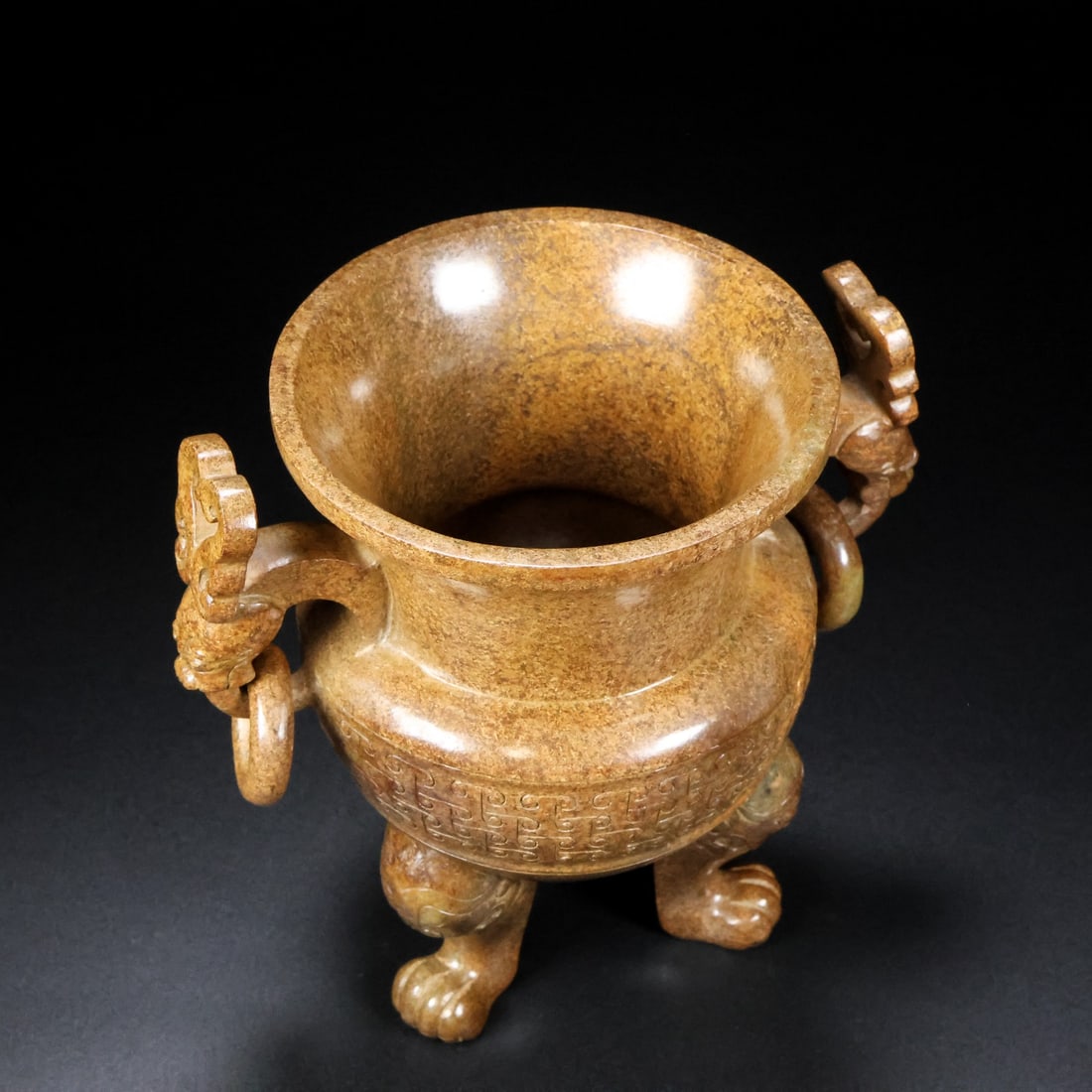 An Exquisite White Jade Dragon-Ears and Tripod Censer: An Exquisite White Jade Dragon-Ears and Tripod Censer,Qing Dynasty,China,Size: 7.1inx5.1inx7.1in,Weight:1542g