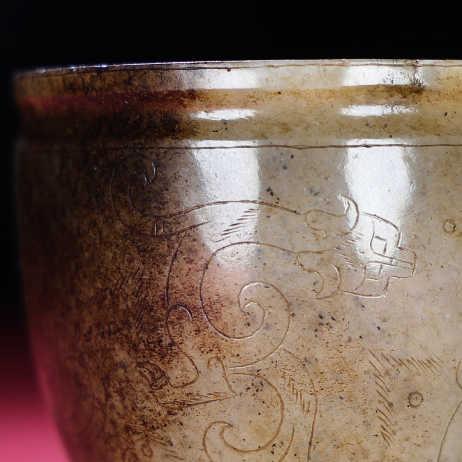 An Exquisite White Jade Dragon Pattern Cup - 4