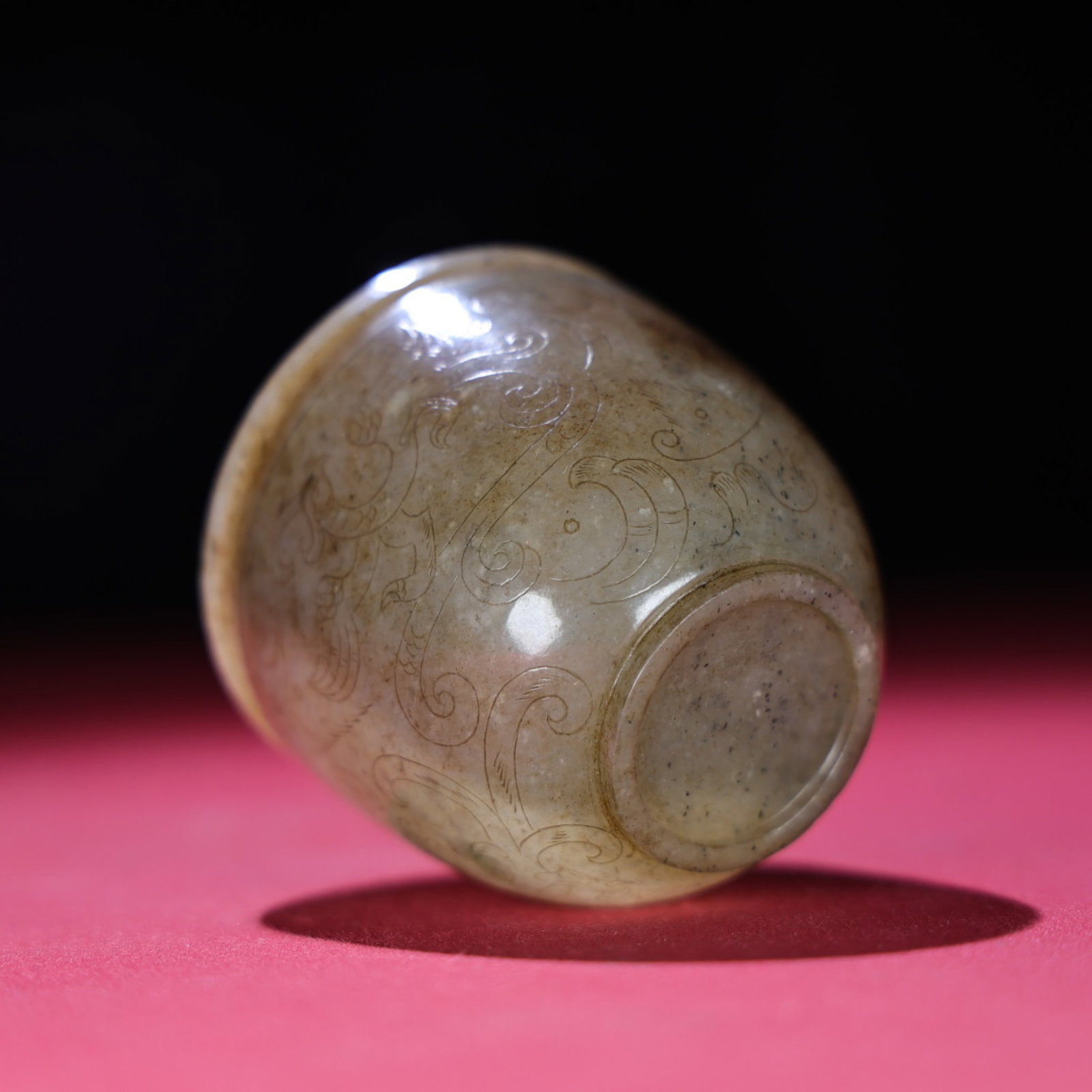 An Exquisite White Jade Dragon Pattern Cup - 9