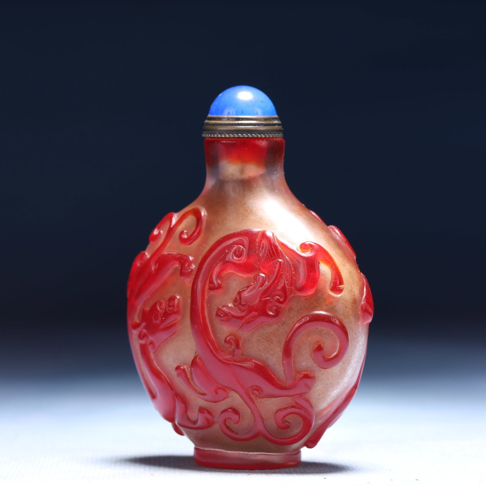 An Exquisite Glass Chi-Dragon Pattern Snuff Bottle - 5