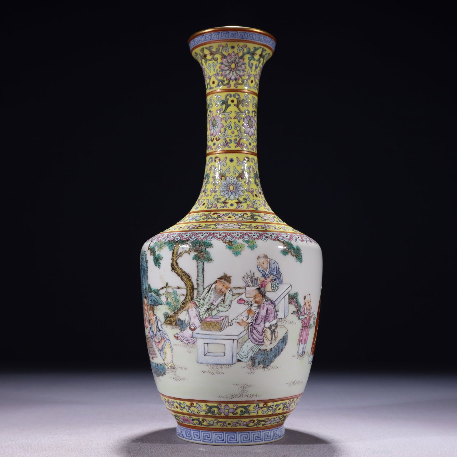 An Exquisite Yellow Ground Famille-Rose Painted Gold Character and Story Pattern Vase: An Exquisite Yellow Ground Famille-Rose Painted Gold Character and Story Pattern Vase,Qing Dynasty,China,Yongzheng Four-character Mark,Size:4.7inx11in,Weight:700g 黄地粉彩ÿ