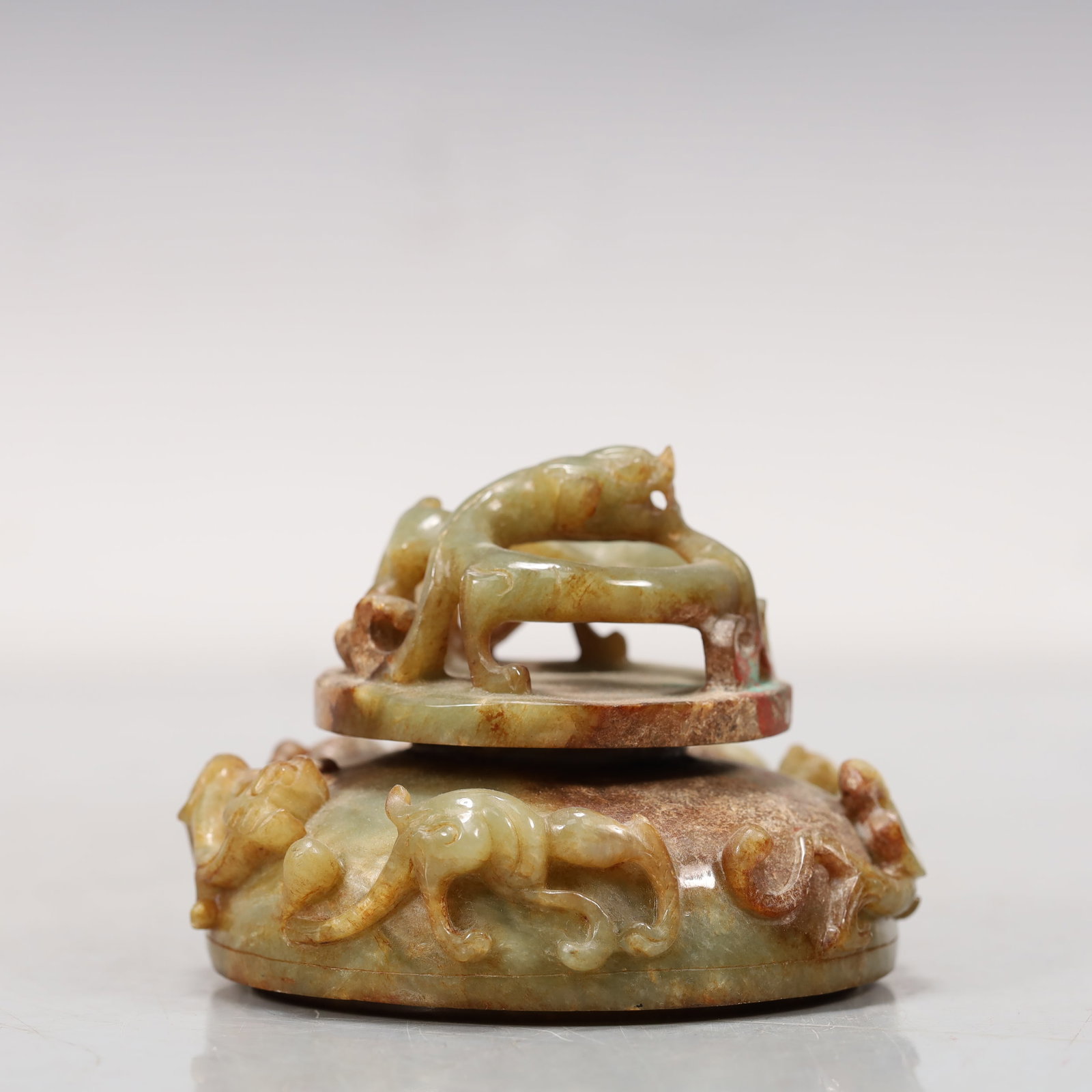 A Rare Greenish Jade Chi-Dragon Pattern Goblet - 10