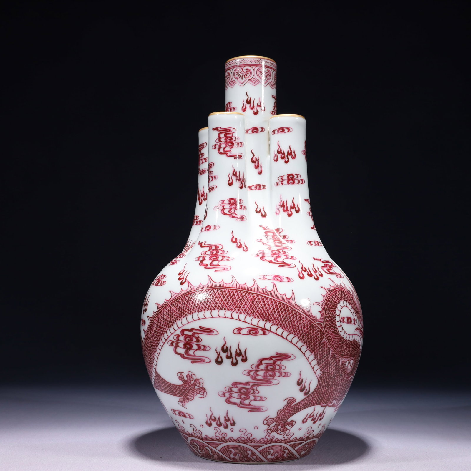 An Exquisite Ruby Red-Glazed Painted Gold Auspicious Cloud and Dragon Pattern Vase - 7