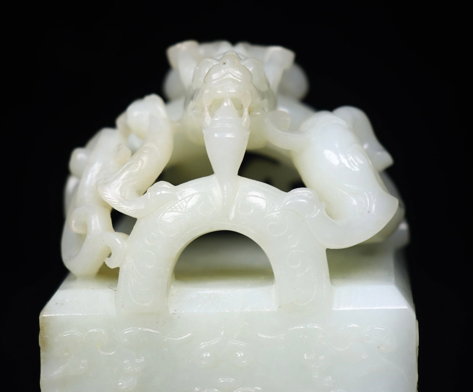 An Exquisite White Jade Dragon Pattern Seal - 3