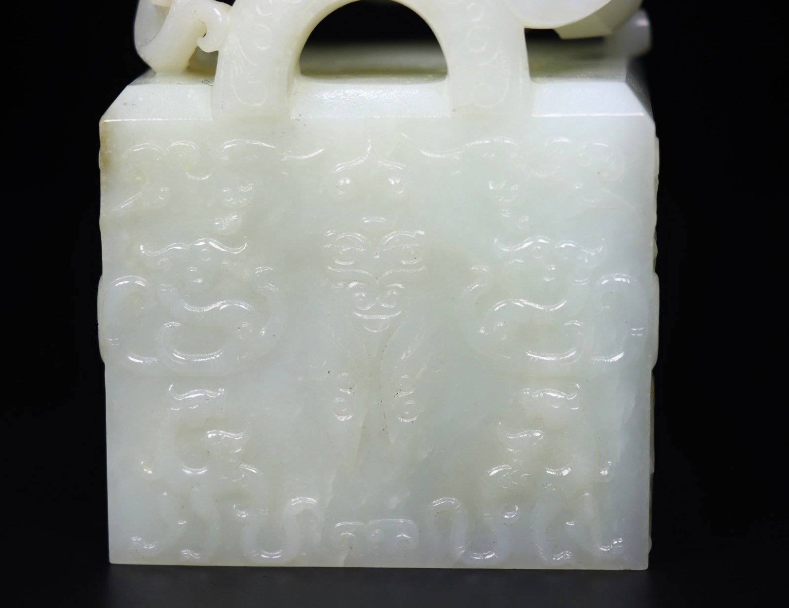 An Exquisite White Jade Dragon Pattern Seal - 6