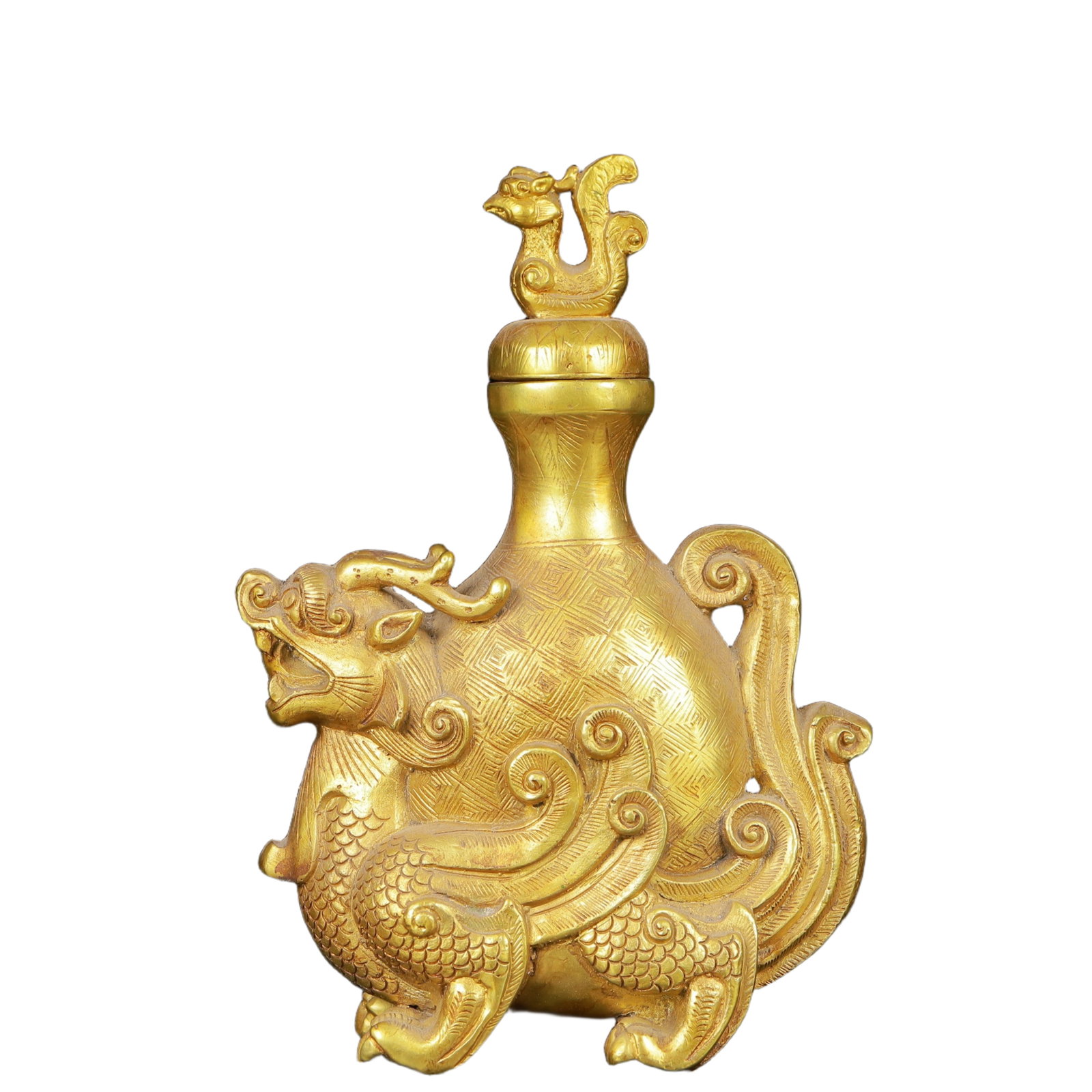 An Exquisite Gilt Bronze Dragon and Phoenix Pot: An Exquisite Gilt Bronze Dragon and Phoenix Pot,Qing Dynasty,China,Size:4.7inx2.4inx6.7in,Weight:1018g 铜鎏金龙凤壶,中国清代