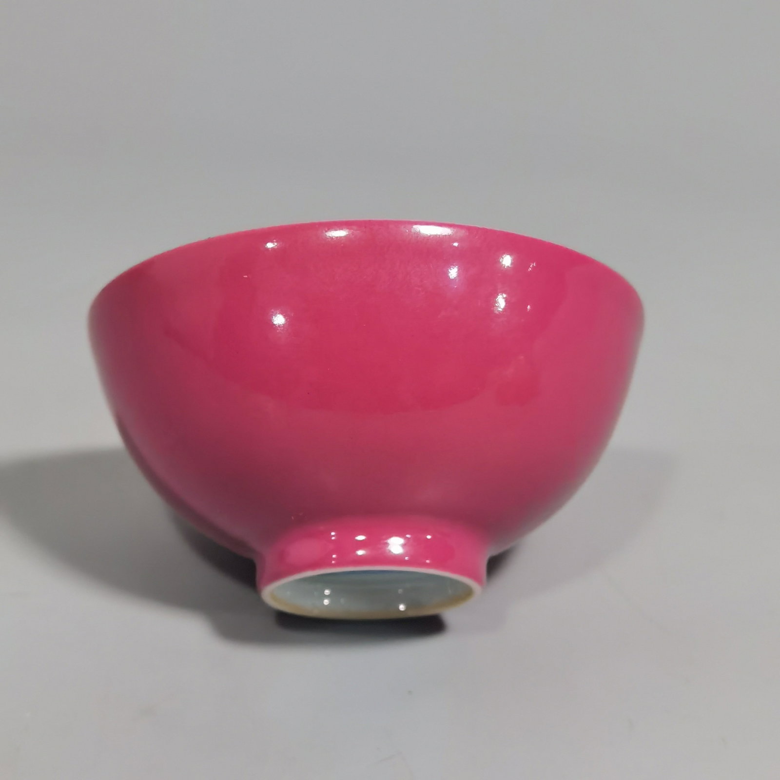 A Pair of Exquisite Ruby Red-Glazed Cups - 6