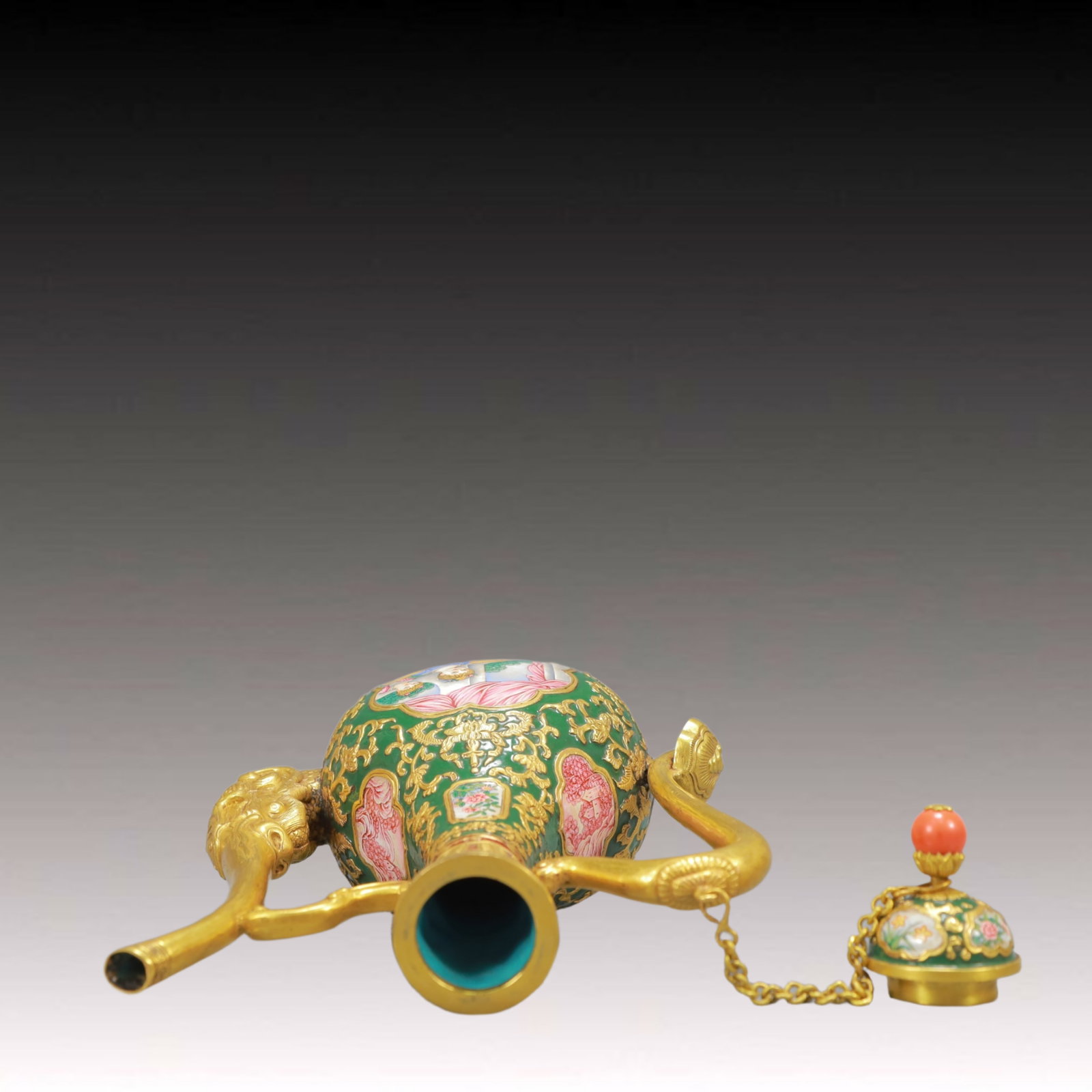 An Exquisite Painted Enamel Figure Pattern Ewer - 10