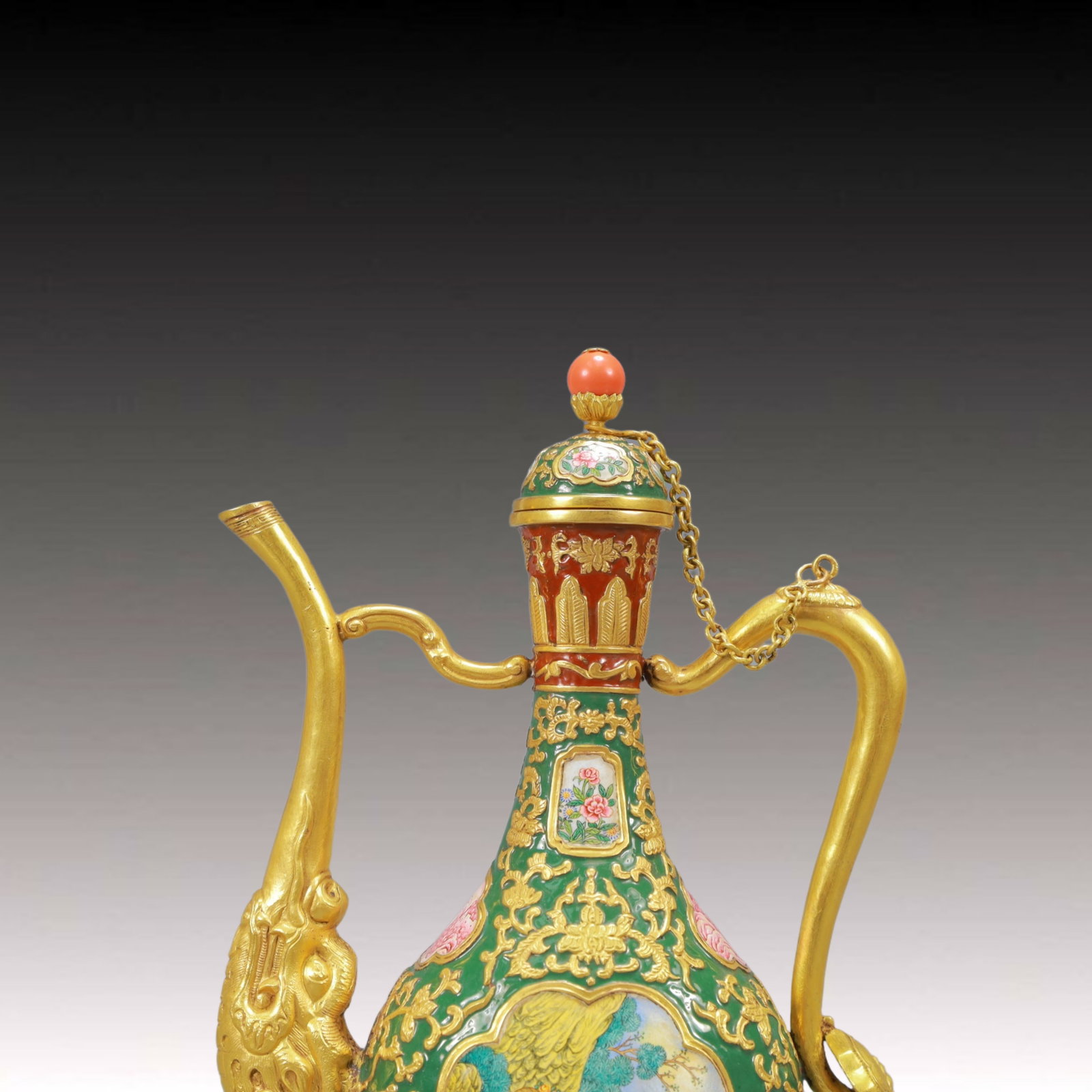 An Exquisite Painted Enamel Figure Pattern Ewer - 2