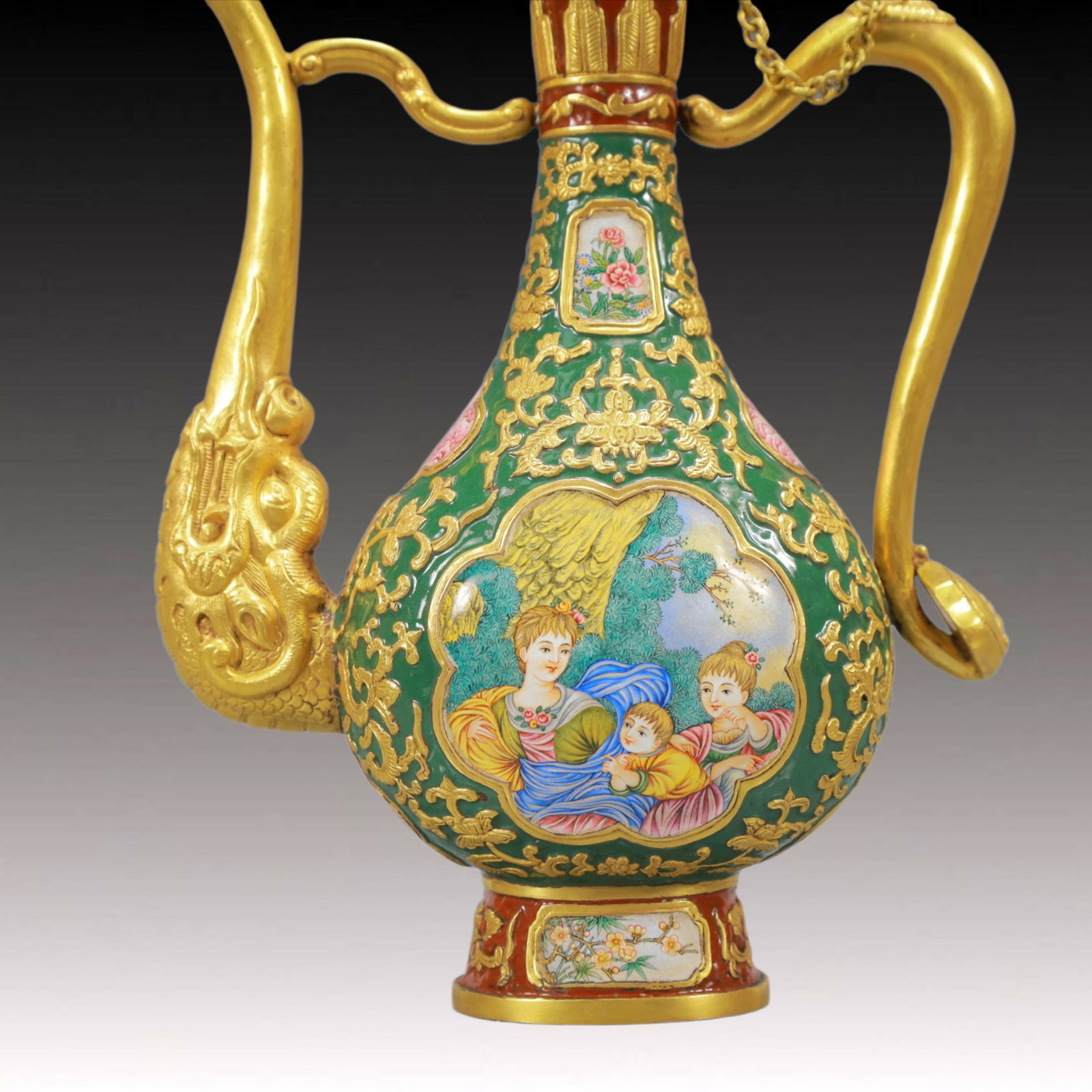 An Exquisite Painted Enamel Figure Pattern Ewer - 3