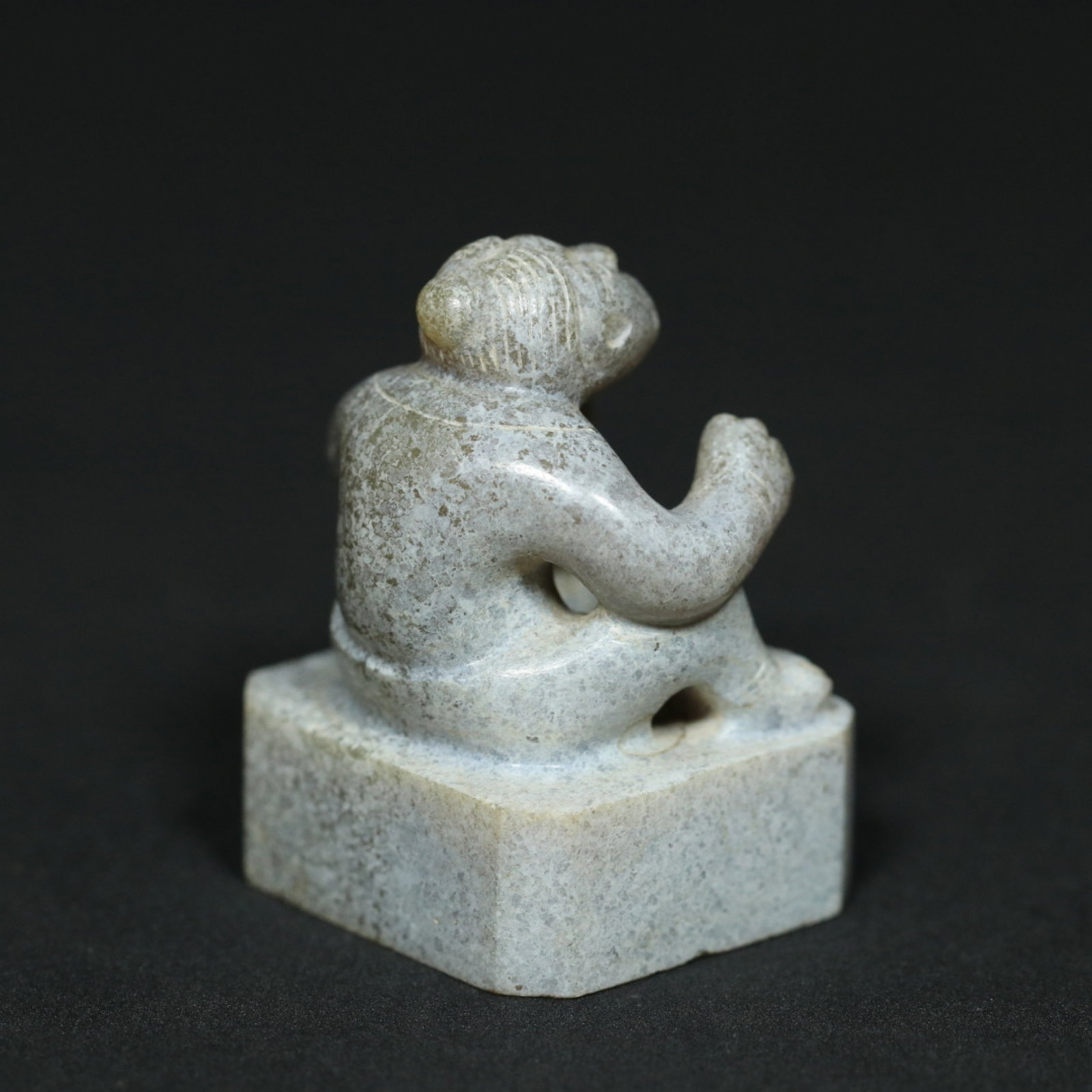 An Exquisite White Jade Figure Pattern Seal - 5