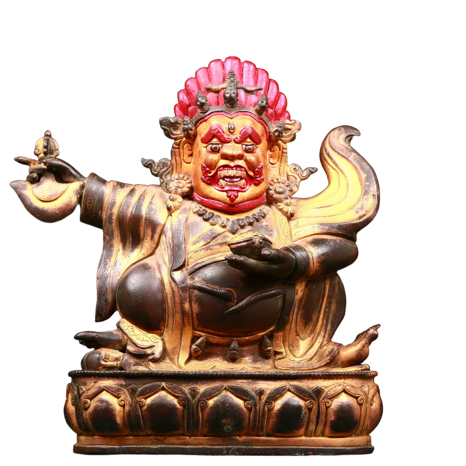 An exquisite gilt bronze Vajra statue: An exquisite gilt-bronze Vajra statue ,Qing Dynasty, China. The Vajra's figure is majestic and majestic, symbolizing strong will and invincible power. At the same time, his face is solemn, and his bro