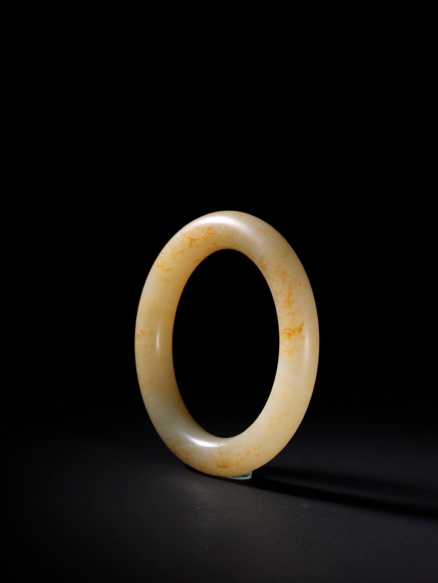 An Exquisite White Jade Bracelets - 2