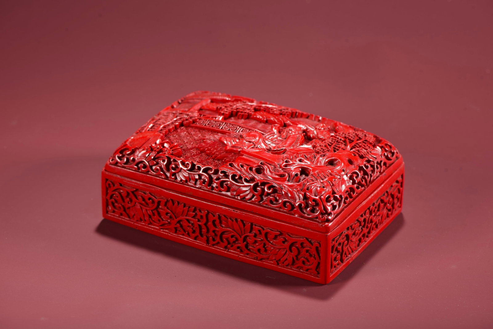 An Exquisite Carved Red Lacquer Character and Story Pattern Box with Cover: An Exquisite Carved Red Lacquer Character and Story Pattern Box with Cover,Qing Dynasty,China,Size:2.4inx3.9inx5.9in,Weight:340g 剔红漆人物故事纹盖