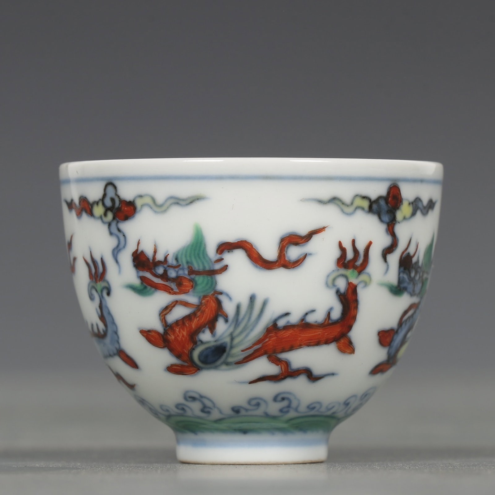 An Exquisite Doucai Auspicious Cloud and Dragon Pattern Cup - 3