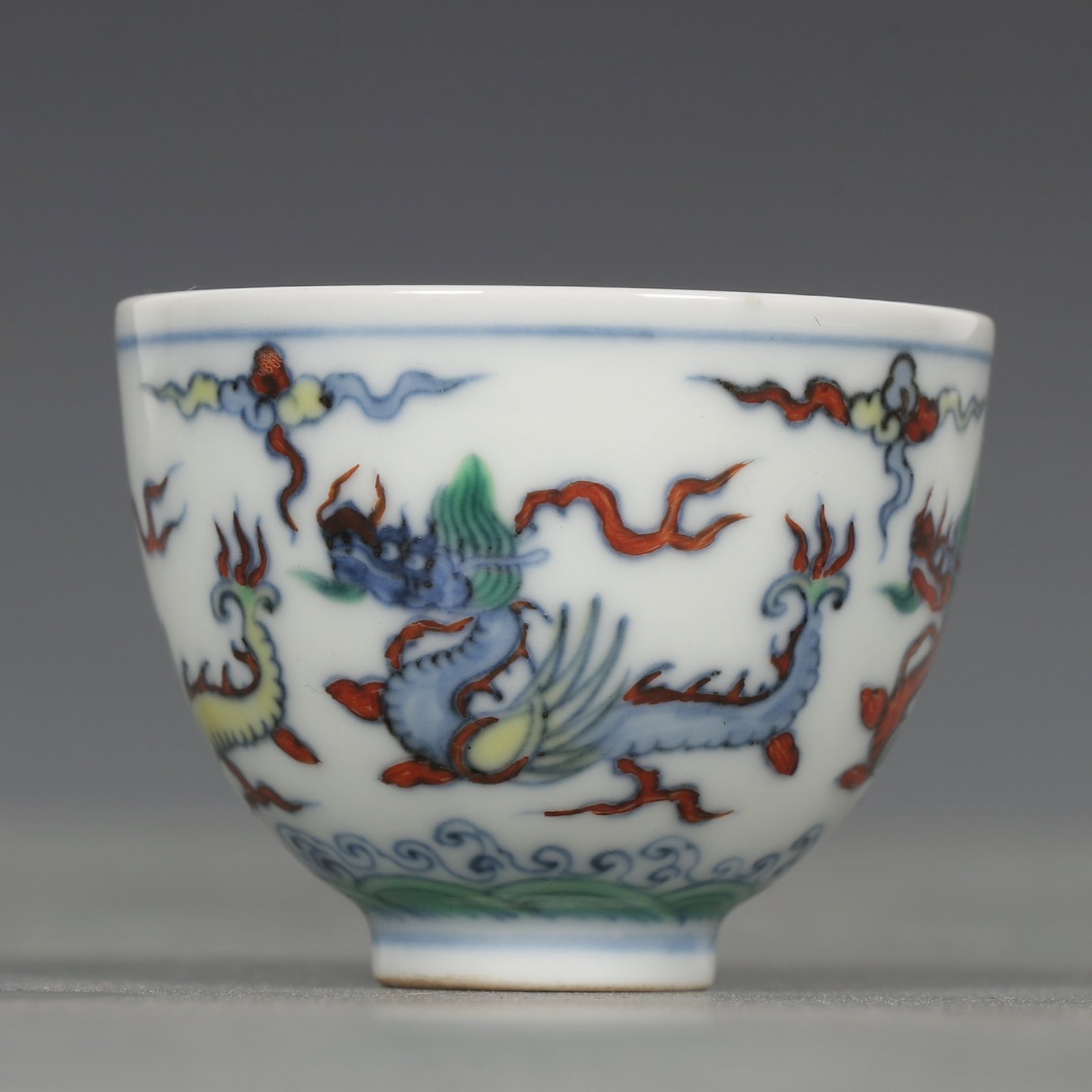 An Exquisite Doucai Auspicious Cloud and Dragon Pattern Cup - 5