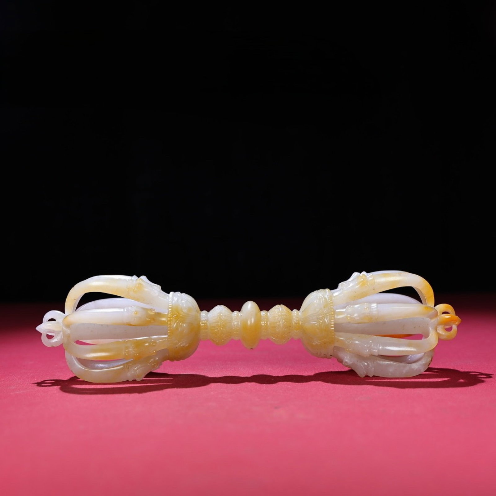 An Exquisite White Jade Ritual Implement: An Exquisite White Jade Ritual Implement,Qing Dynasty,China,Size:9.3inx2.4in,Weight:335g 白玉法器,中国清代